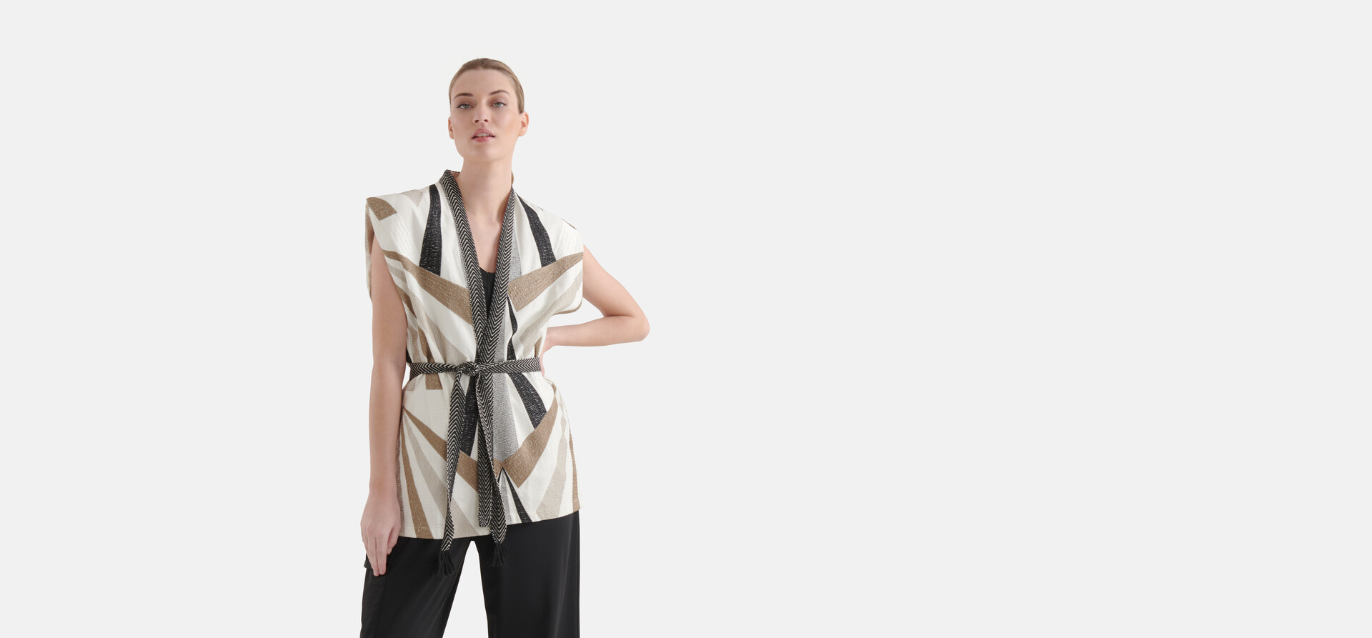 Grafik Ärmelloses Gilet Off White By Mieke SHOEBY WOMEN