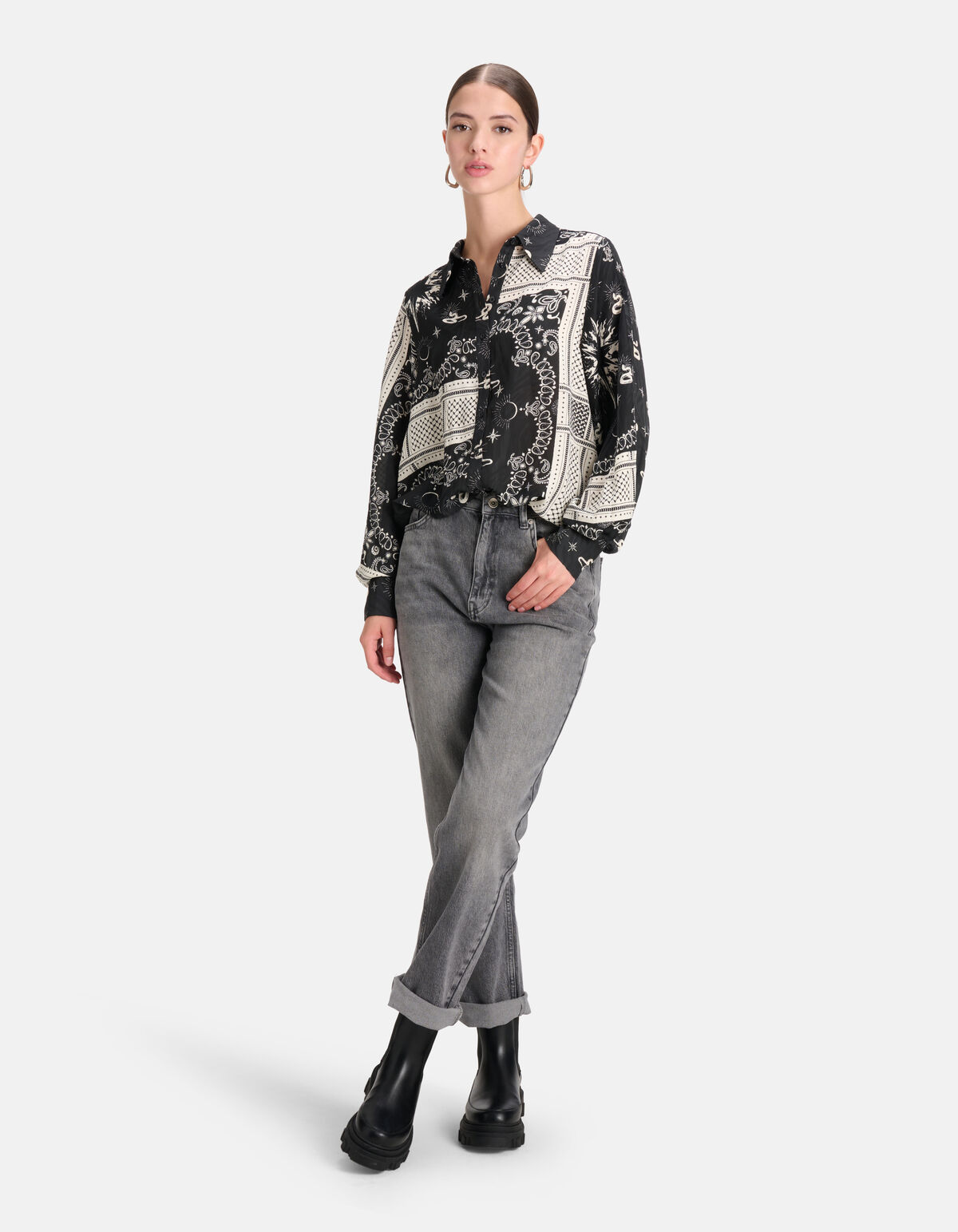 Bluse mit grafischem Druck Schwarz SHOEBY WOMEN