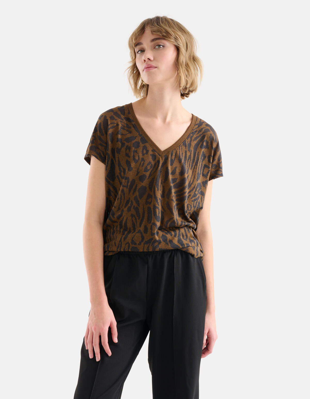 Leopardenmuster-T-Shirt mit V-Ausschnitt Braun SHOEBY WOMEN