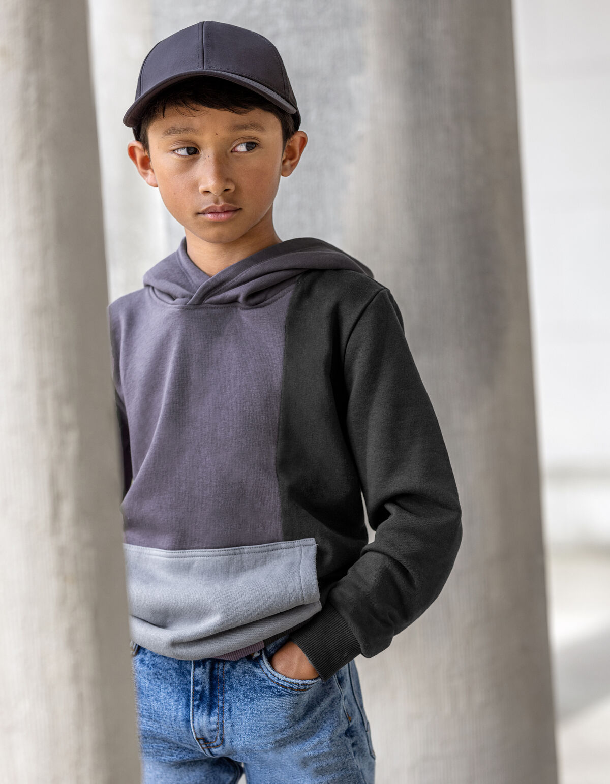 Kapuzenpullover mit Farbblock Dunkelviolett SHOEBY BOYS