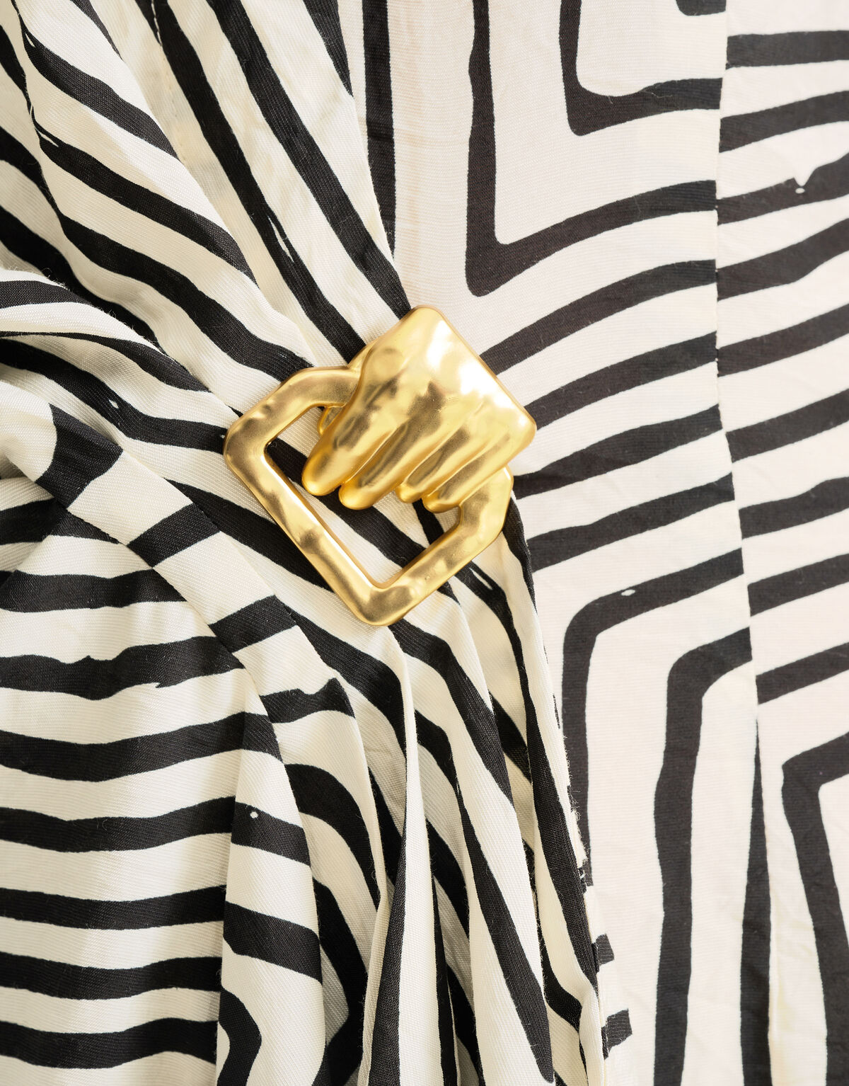 Twisted Buckle Jurk Gebroken Wit SHOEBY WOMEN