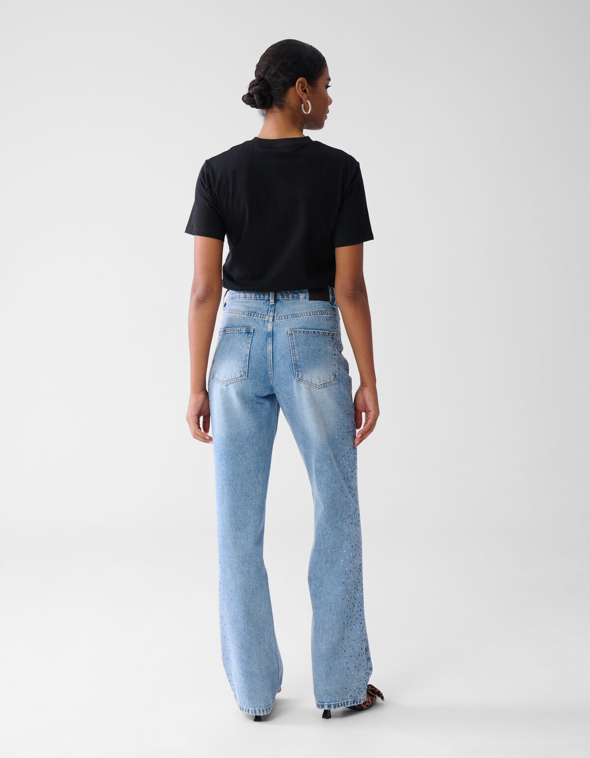 Nieten Straight Fit Jeans Mediumstone SHOEBY WOMEN