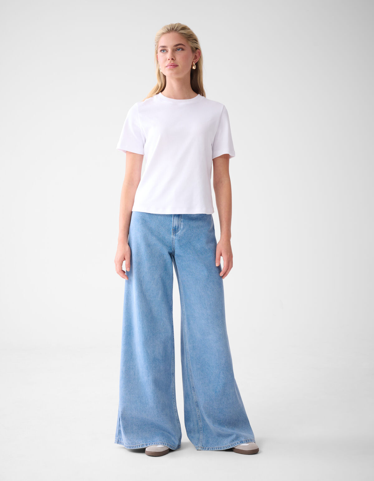 Basic-T-Shirt Weiß von Lonneke SHOEBY WOMEN