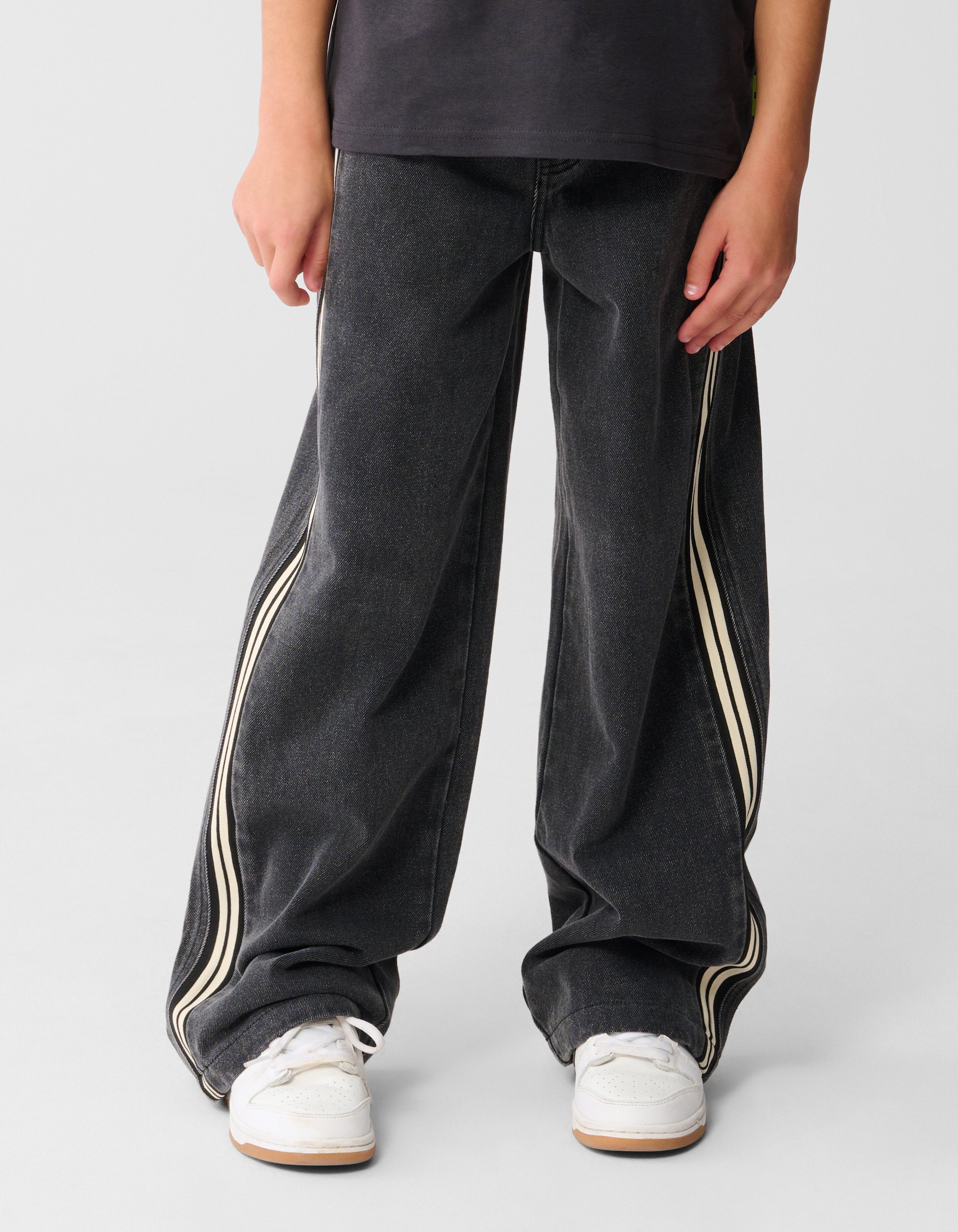 Sportliche Baggy-Fit-Jeans, Dunkelgrau SHOEBY BOYS