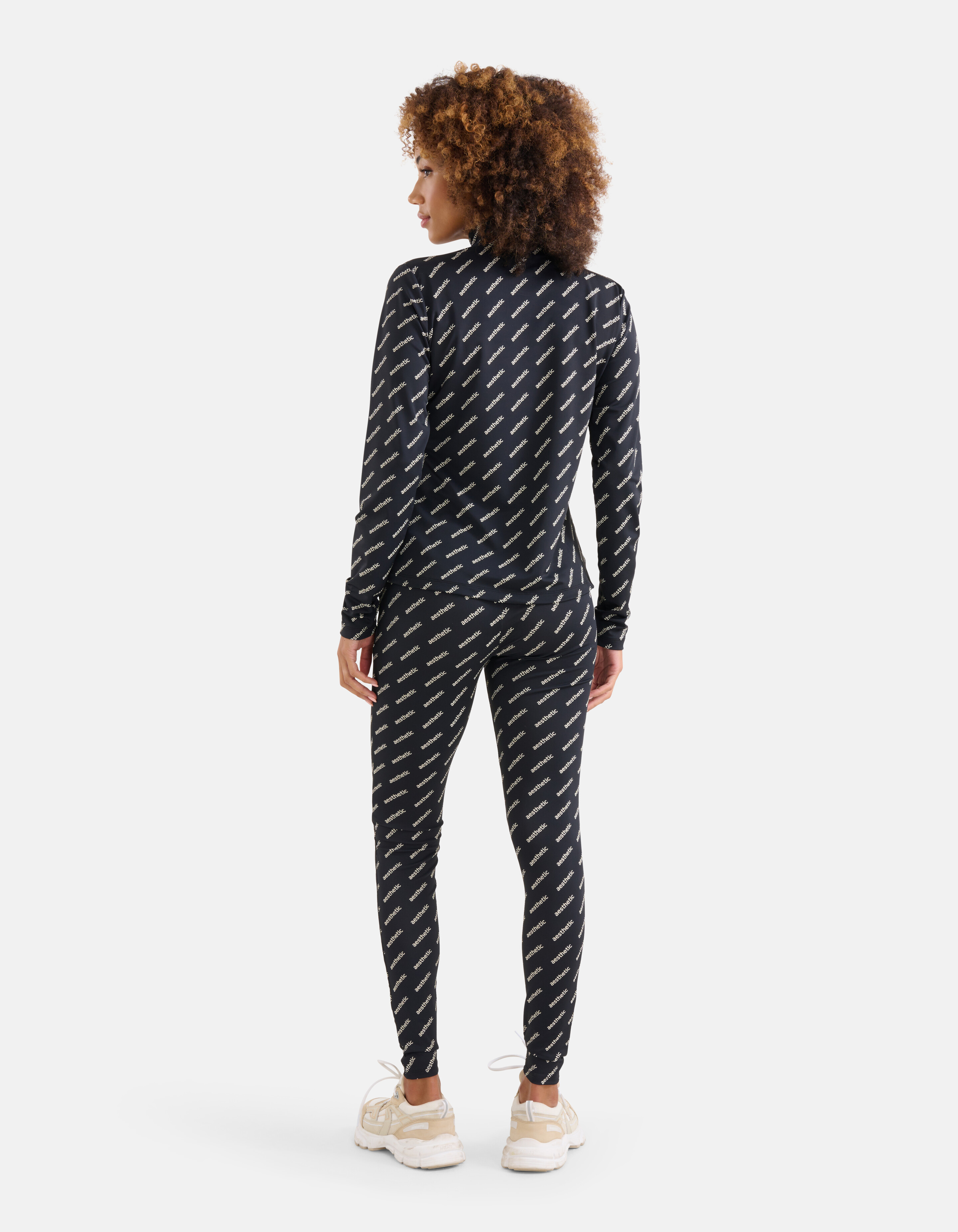 Artwork Travel Top Schwarz/Weiß SHOEBY WOMEN