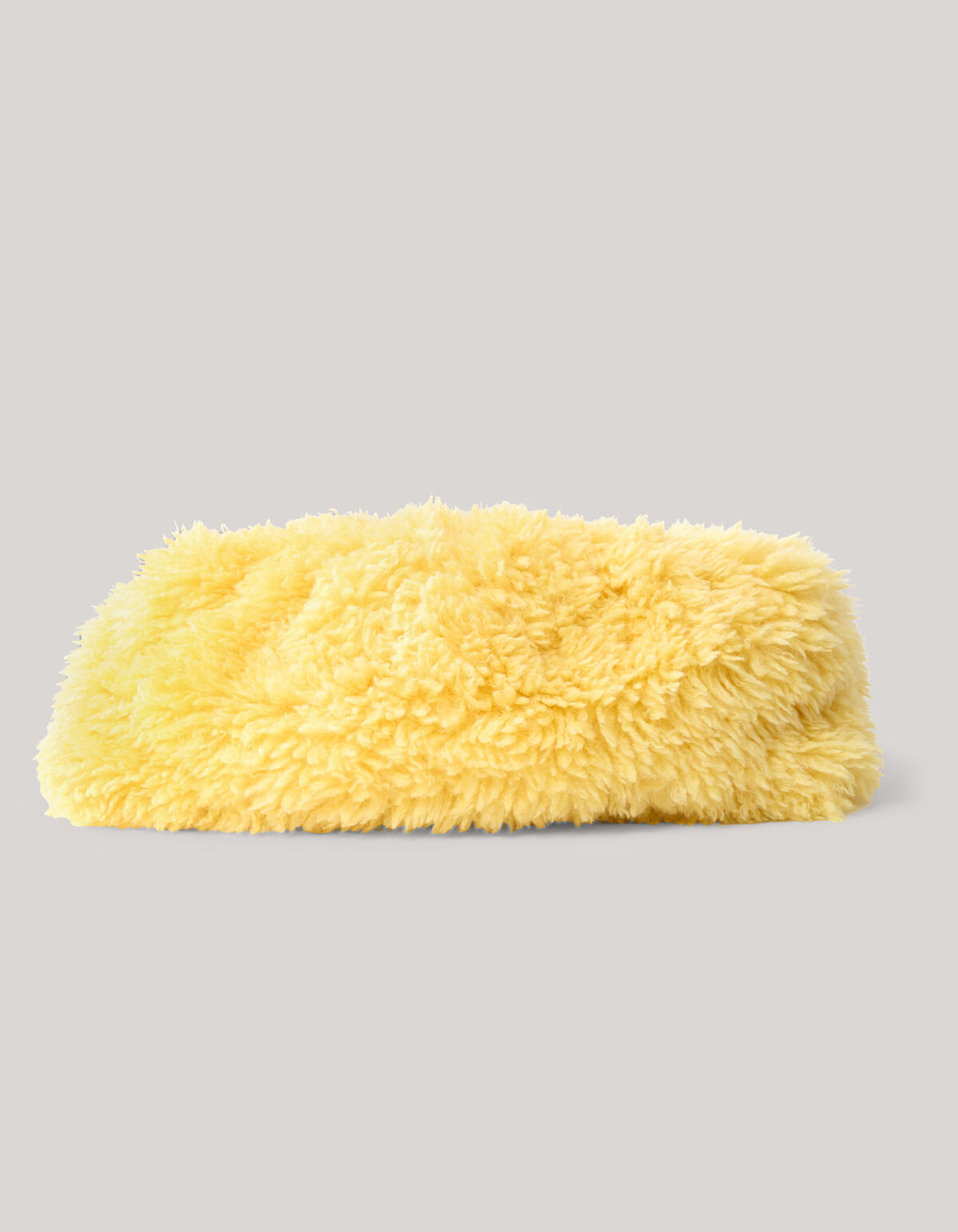 Pelzige Clutch Hellgelb By Lizzy SHOEBY ACCESSOIRES