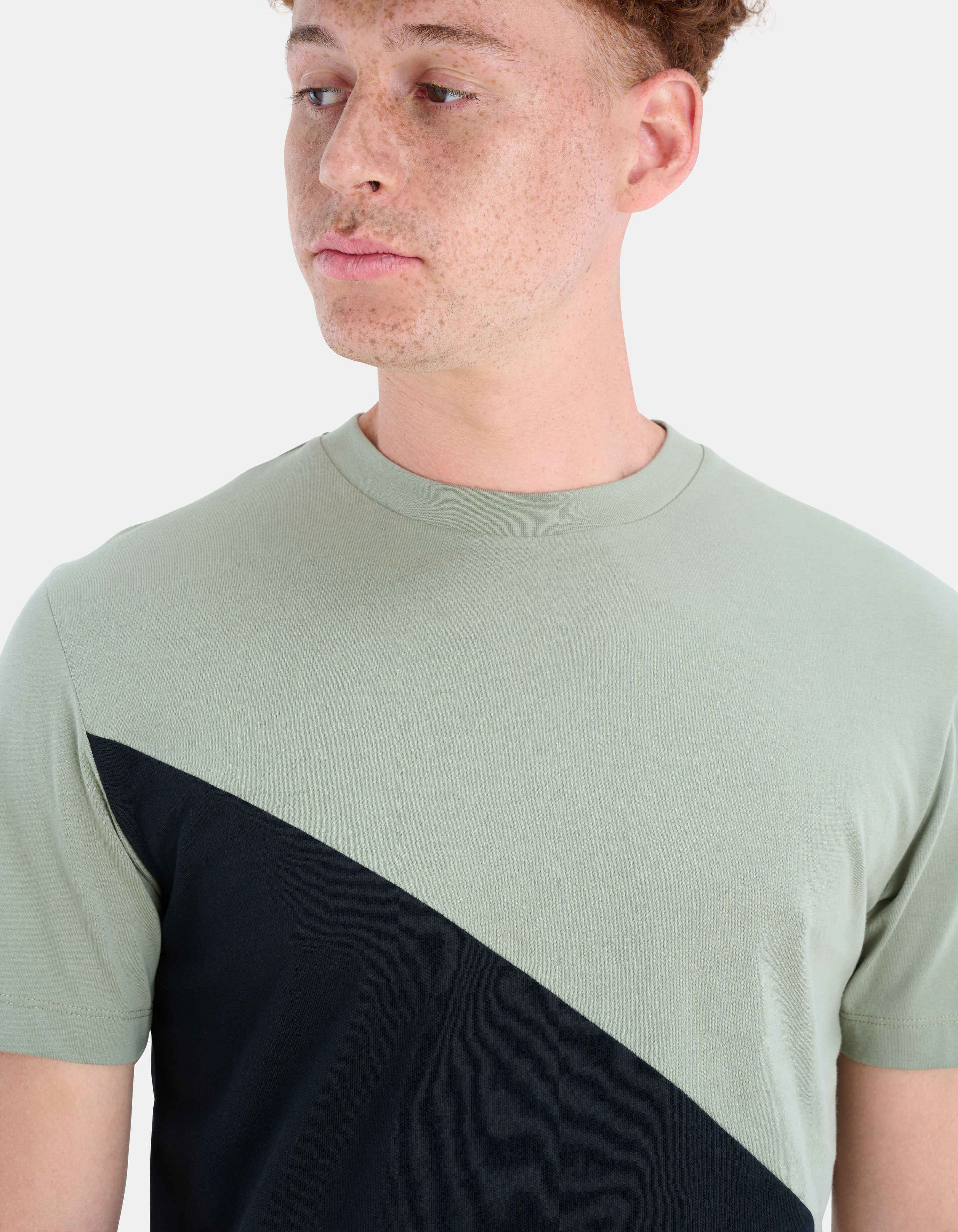 Diagonales T-Shirt REFILL