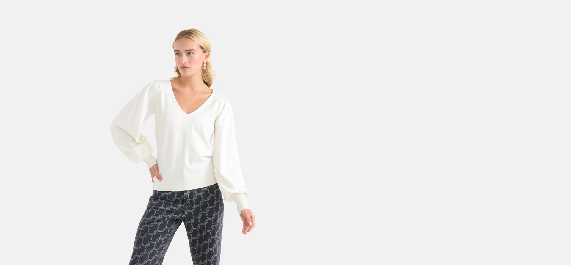 Gestrickter Pullover mit V-Ausschnitt Off White SHOEBY WOMEN
