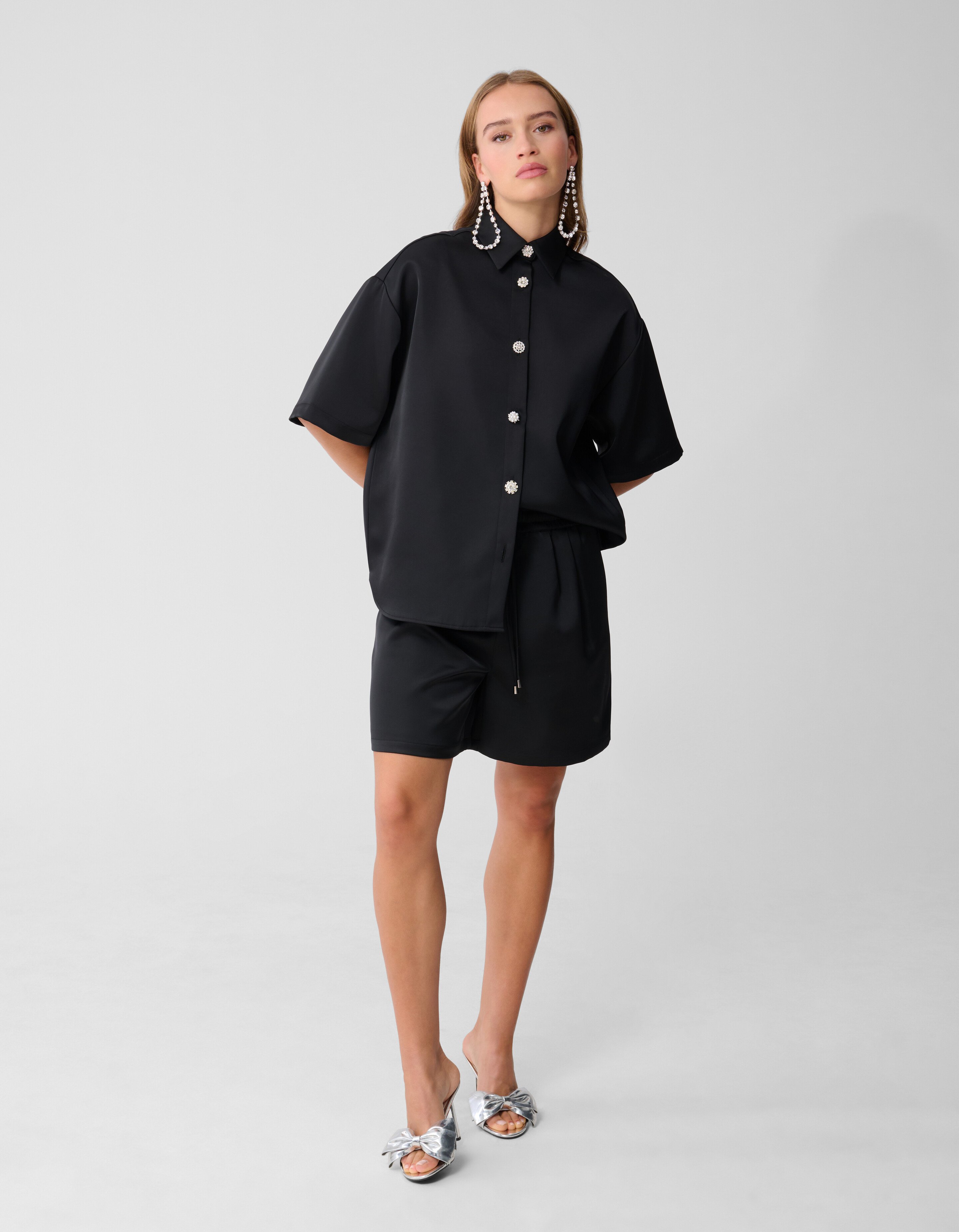 Satinshorts Schwarz von Monica SHOEBY WOMEN