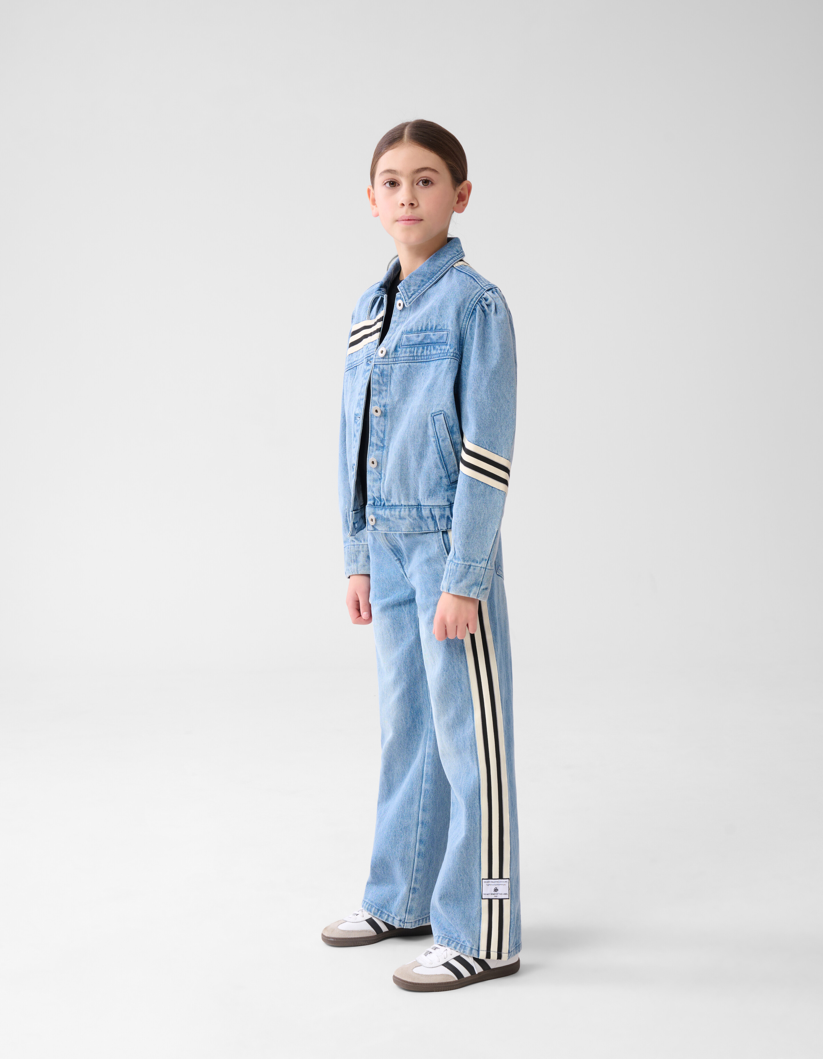 Sportliche Tape Jeans mit weitem Bein Blau SHOEBY GIRLS