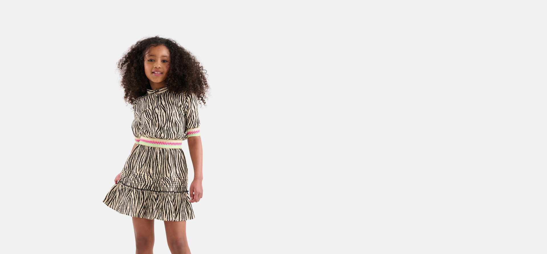 Kleid mit Zebramuster Schwarz/Weiß SHOEBY GIRLS