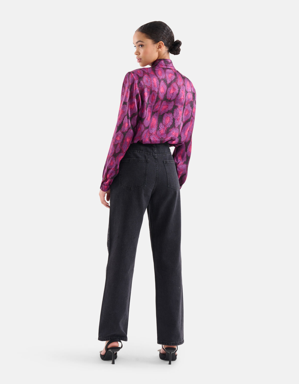 Satin Bluse mit Schulterpolster Violett EKSEPT