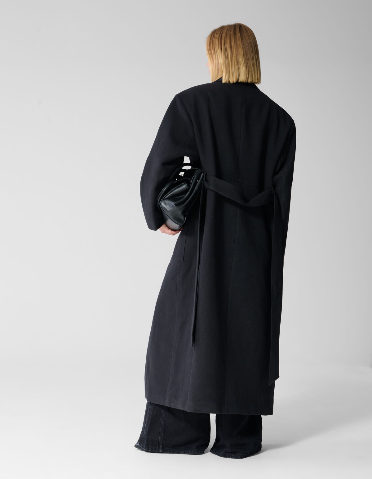 Oversized Mantel Schwarz By Lonneke SHOEBY WOMEN