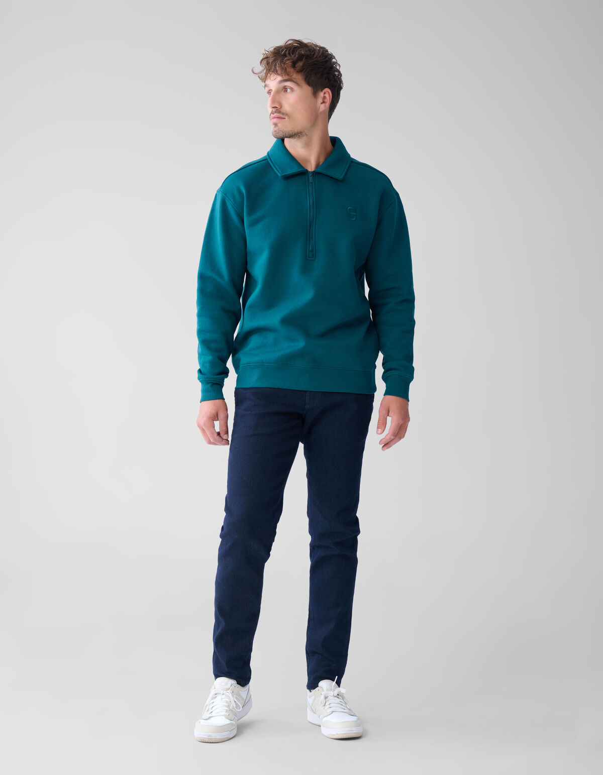 Zip Badge Pullover Dunkelgrün SHOEBY MEN