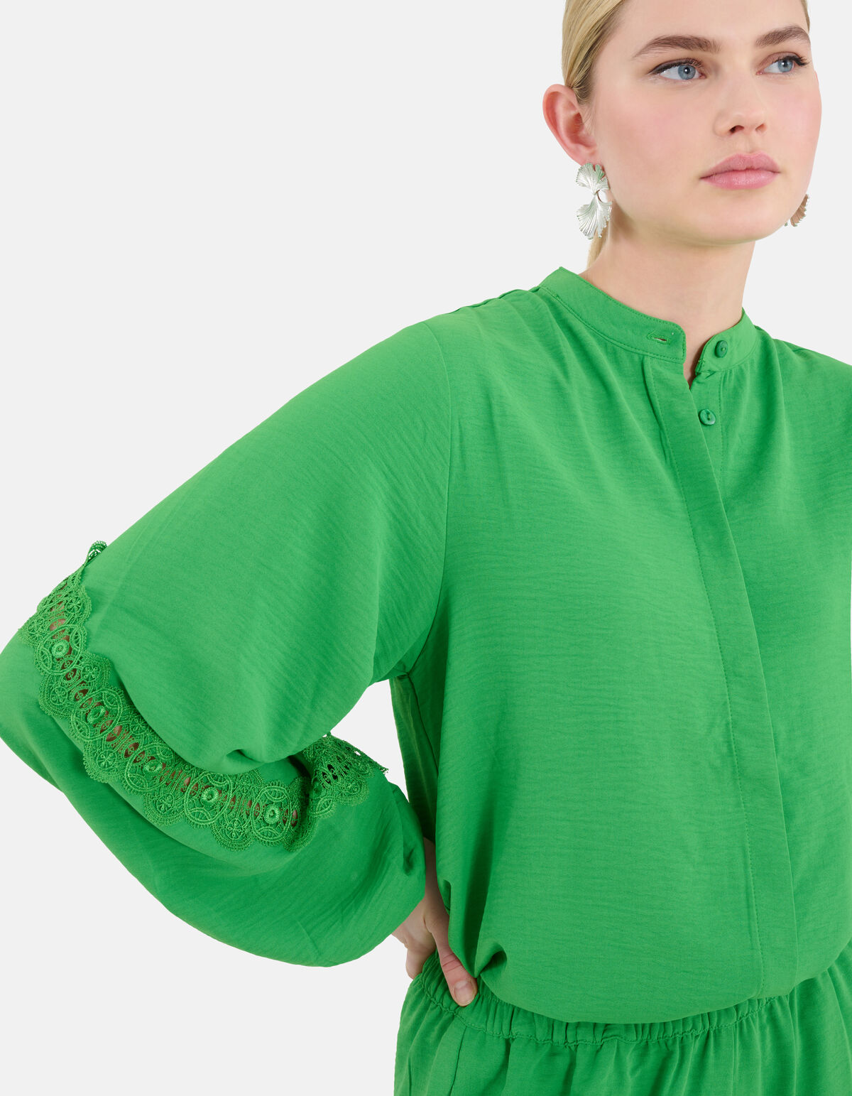 Twist Lace Blouse Groen SHOEBY WOMEN