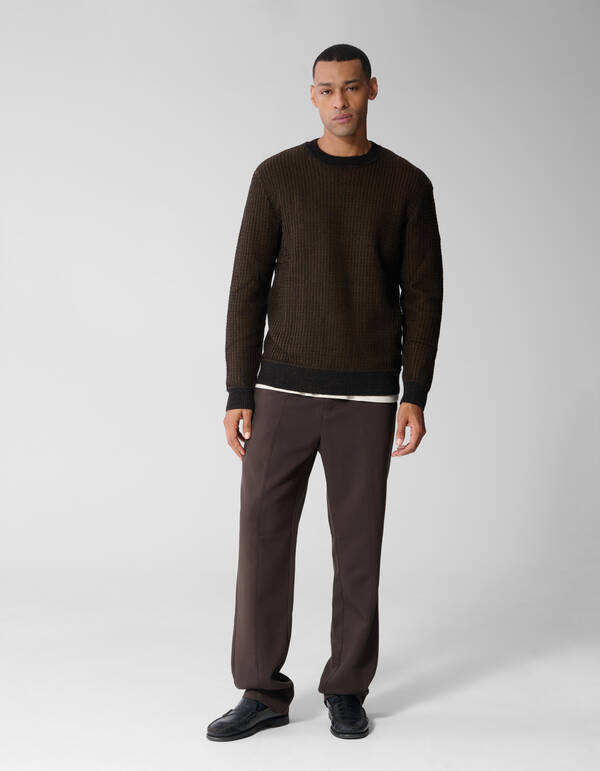 Straight Fit Pintuck Hose Dunkelbraun SHOEBY MEN