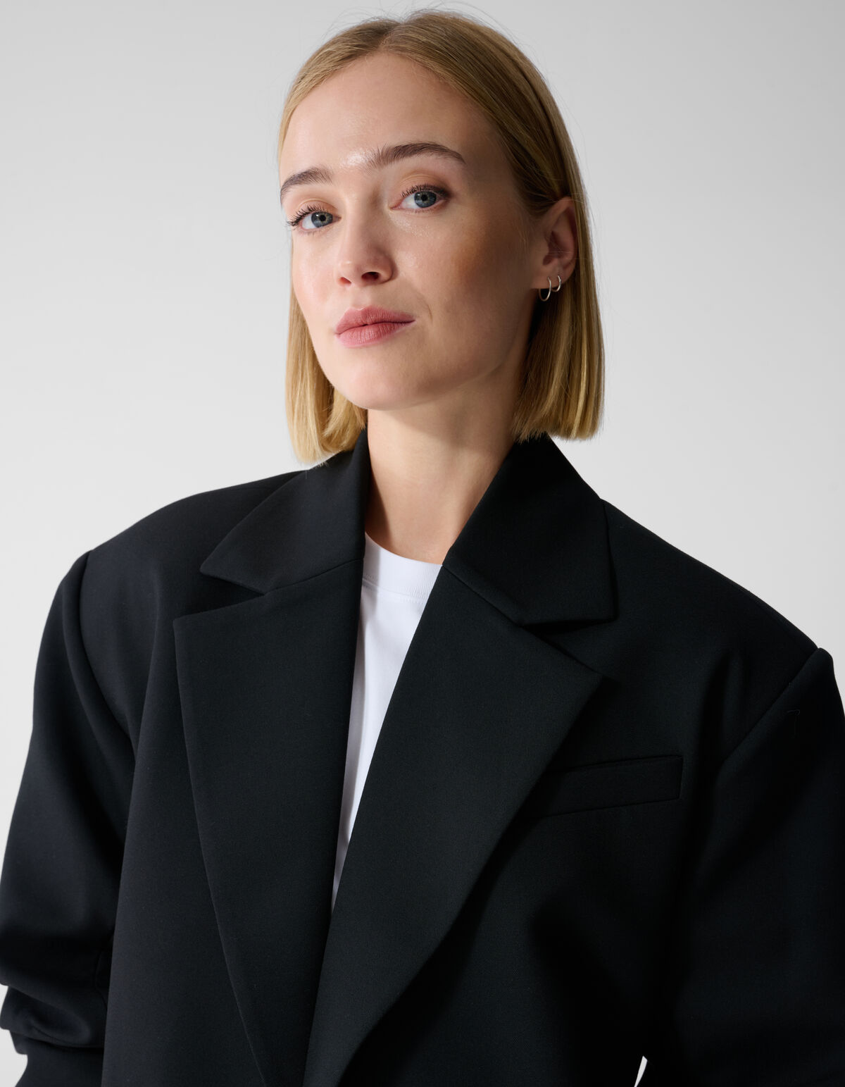 Oversized Shoulder Blazer Schwarz By Lonneke SHOEBY WOMEN
