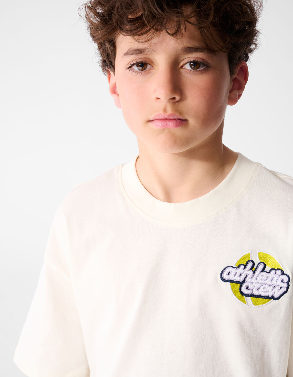 Athletic Artwork T-Shirt Gebrochen Wei&szlig; SHOEBY BOYS