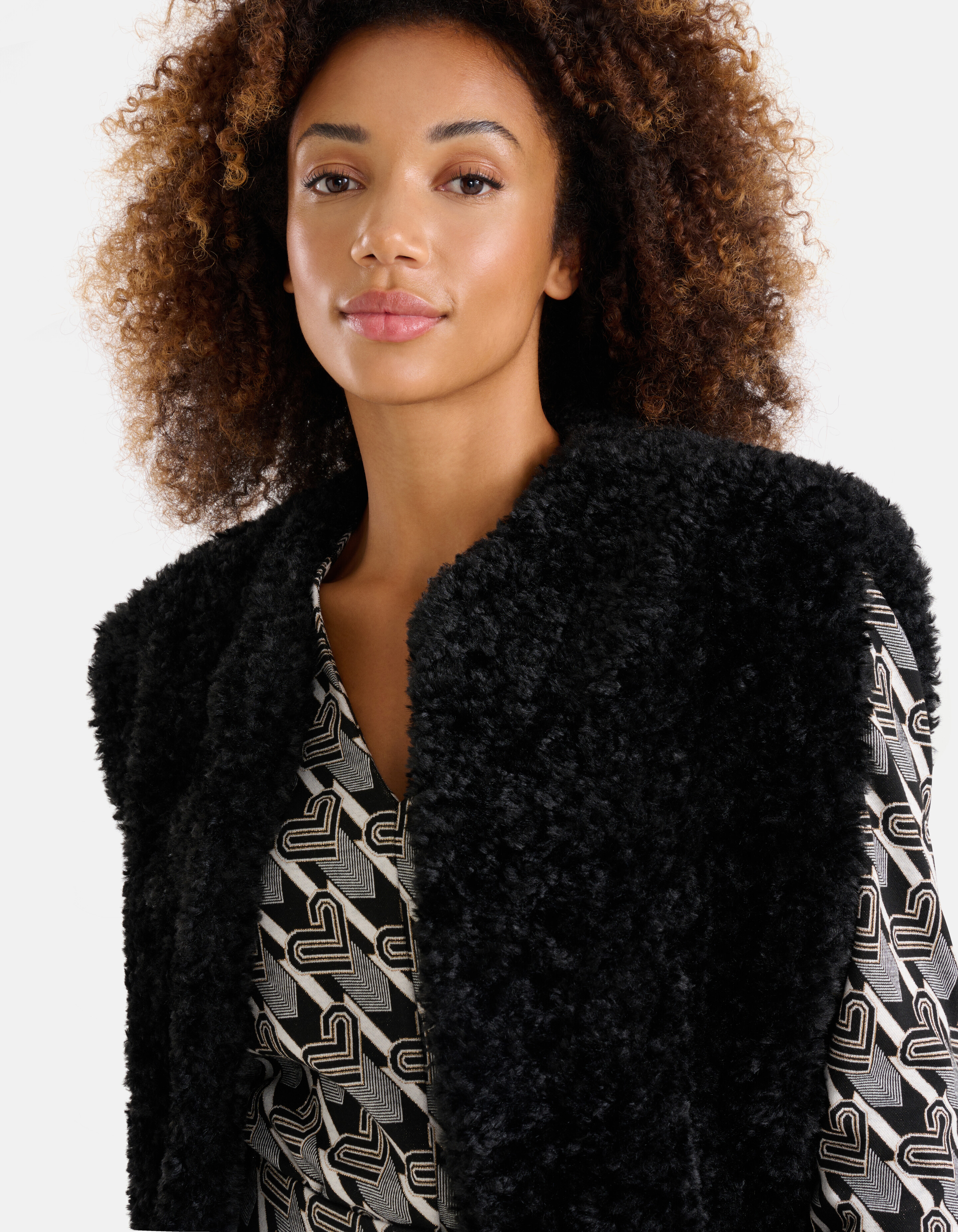 Teddy Gilet Schwarz SHOEBY WOMEN