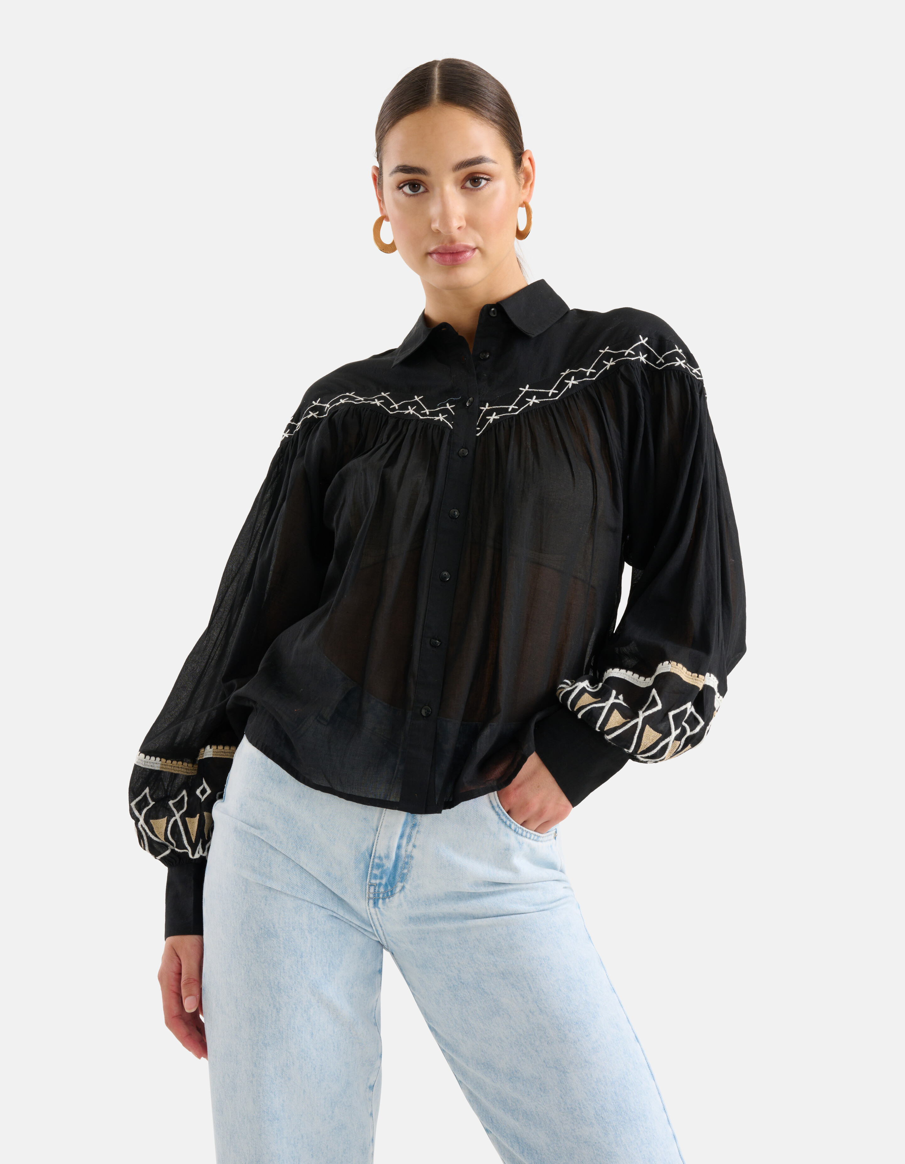 Bluse mit Stickerei Schwarz SHOEBY WOMEN