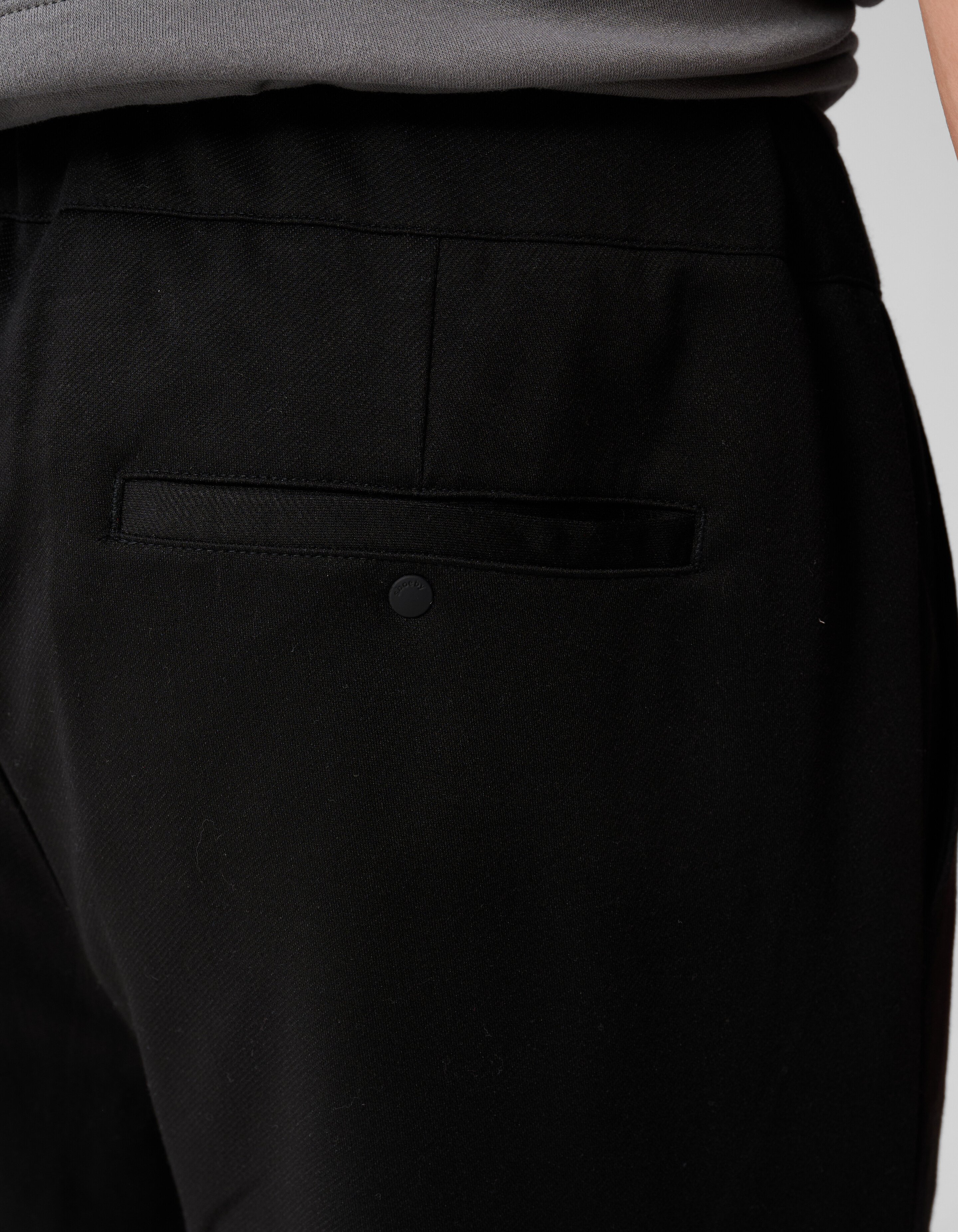 Konisch zulaufende Cargohose Schwarz SHOEBY MEN