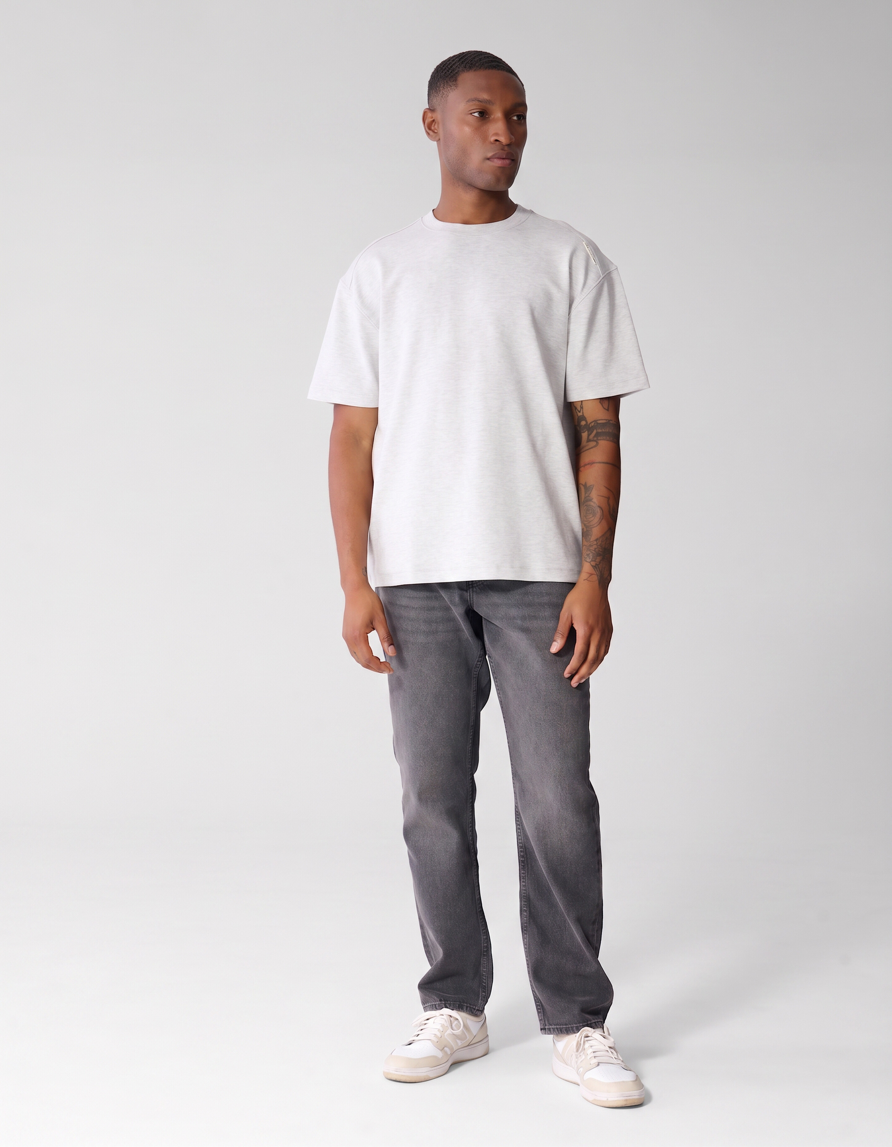 Label-Basic-T-Shirt Hellgrau SHOEBY MEN