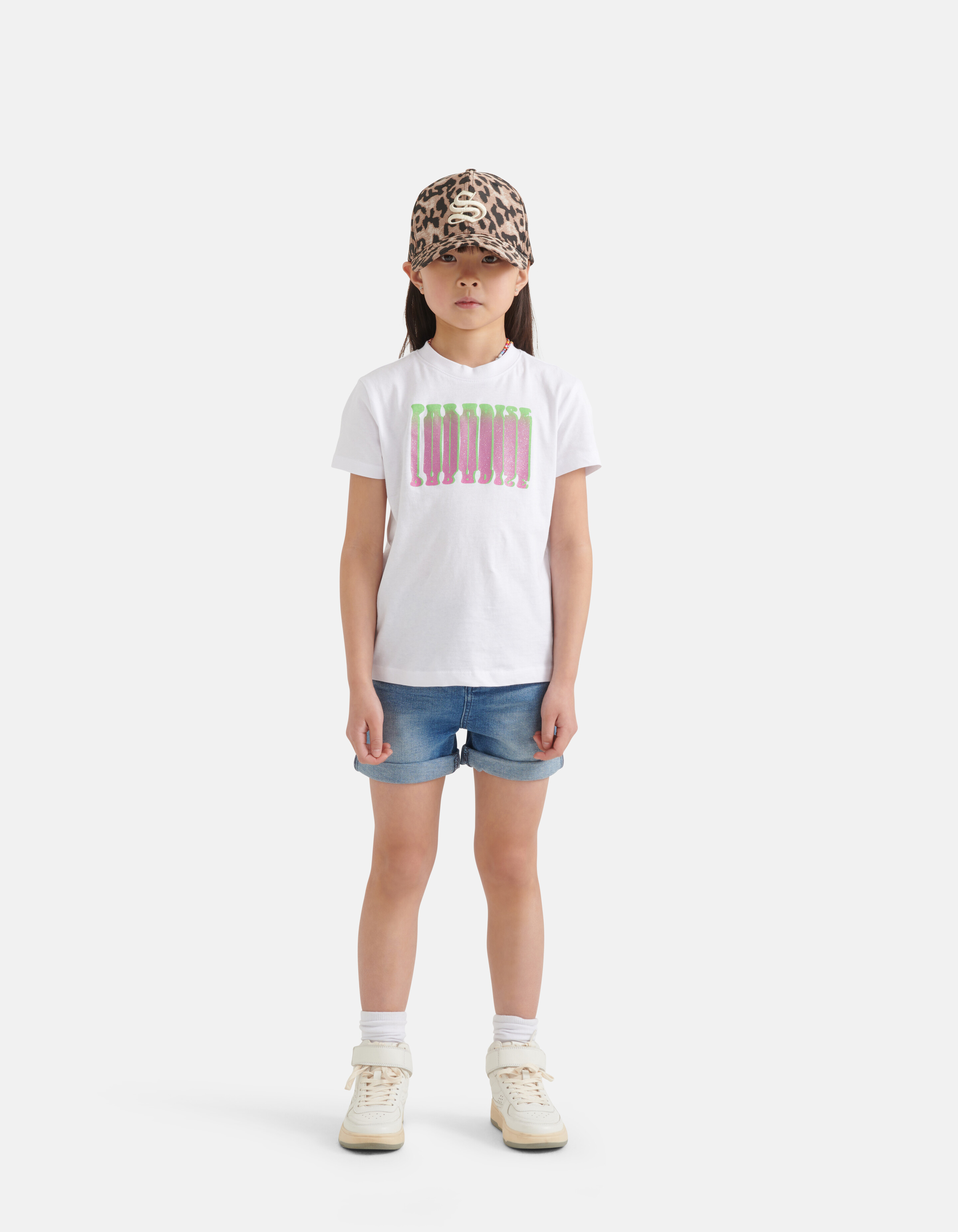 Loose Fit T-Shirt Weiß SHOEBY GIRLS