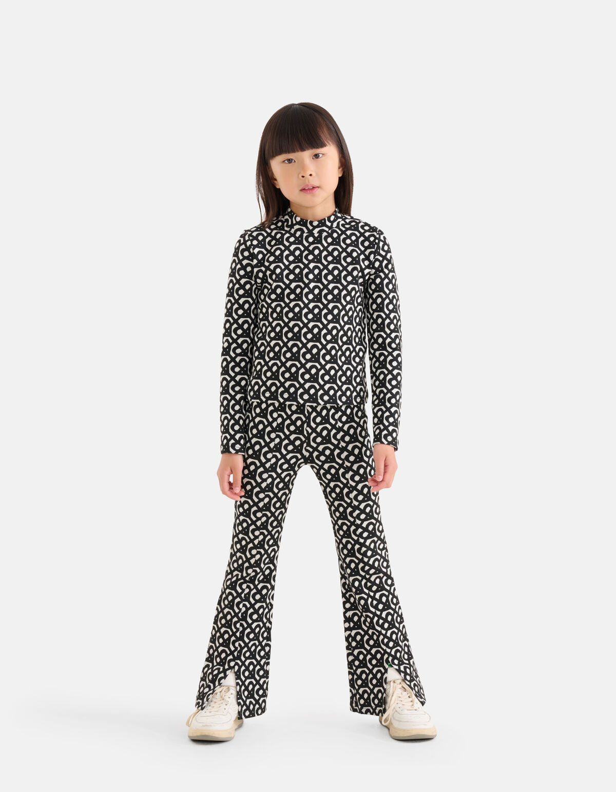 Monogramm-Top Schwarz SHOEBY GIRLS