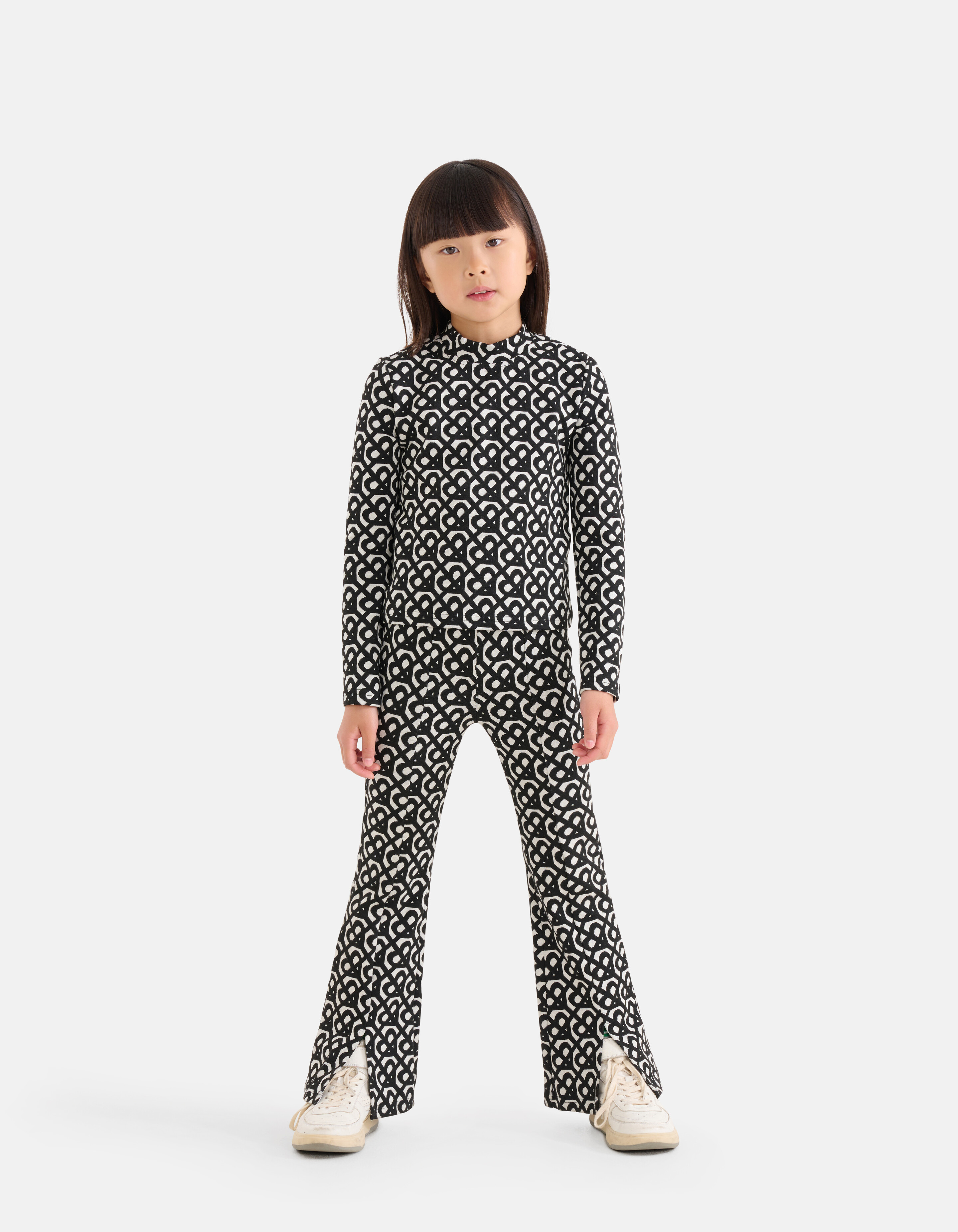 Monogramm-Top Schwarz SHOEBY GIRLS
