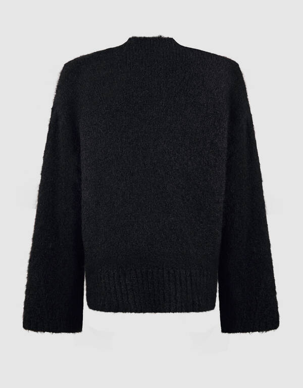 Flauschiger Oversized Pullover Schwarz von Monica SHOEBY WOMEN