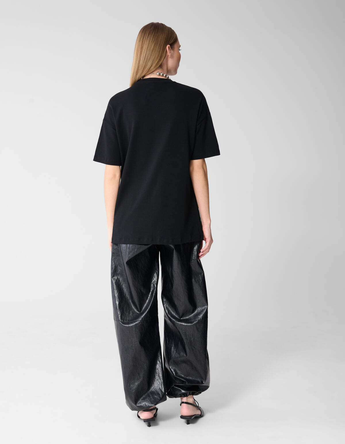 Basic-T-Shirt in &Uuml;bergr&ouml;&szlig;e Schwarz SHOEBY WOMEN