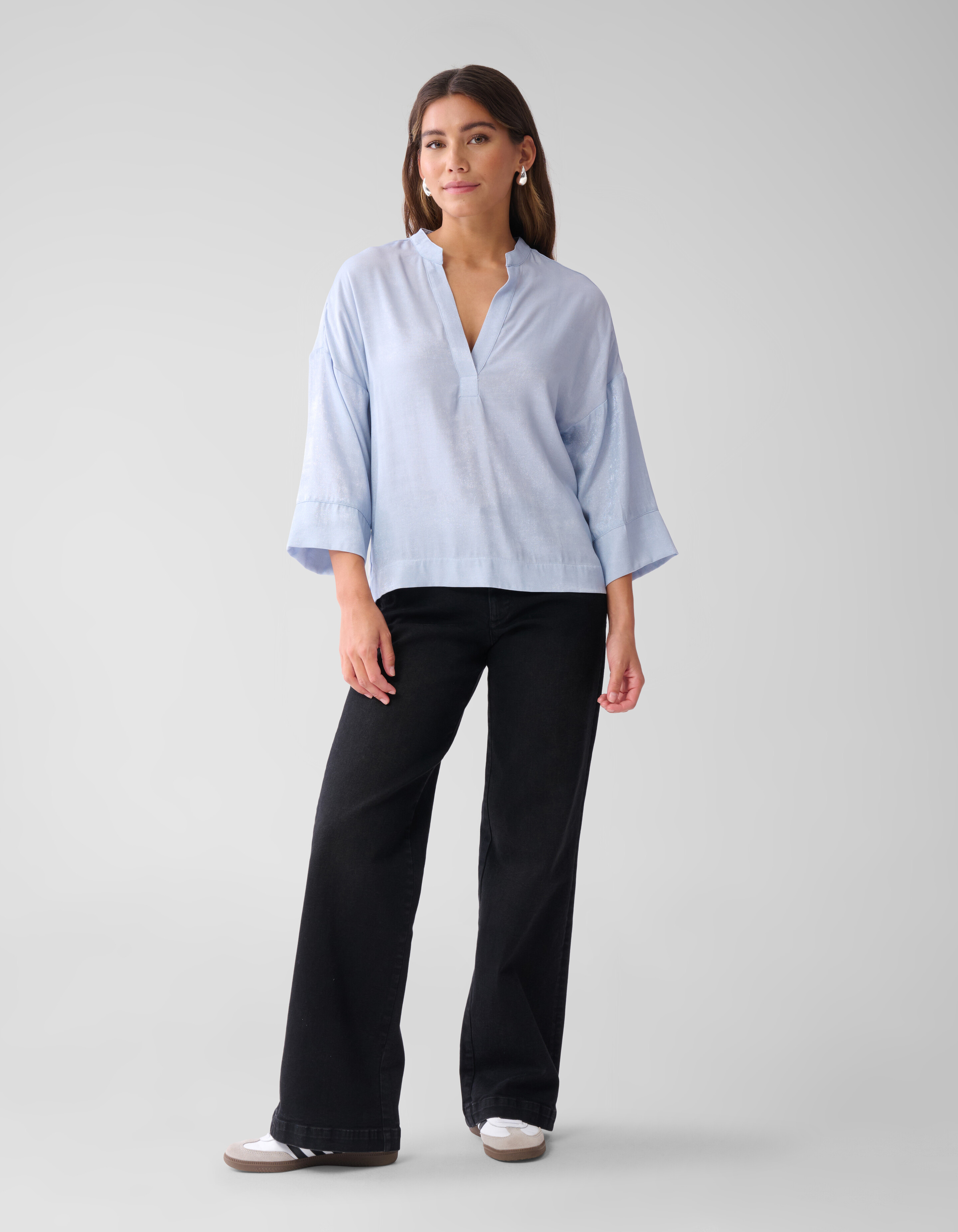 Shine Weite Bluse Hellblau SHOEBY WOMEN