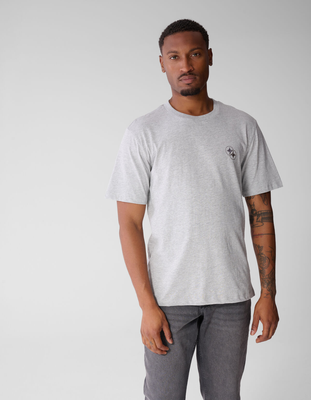 Diagonal-T-Shirt Hellgrau SHOEBY MEN