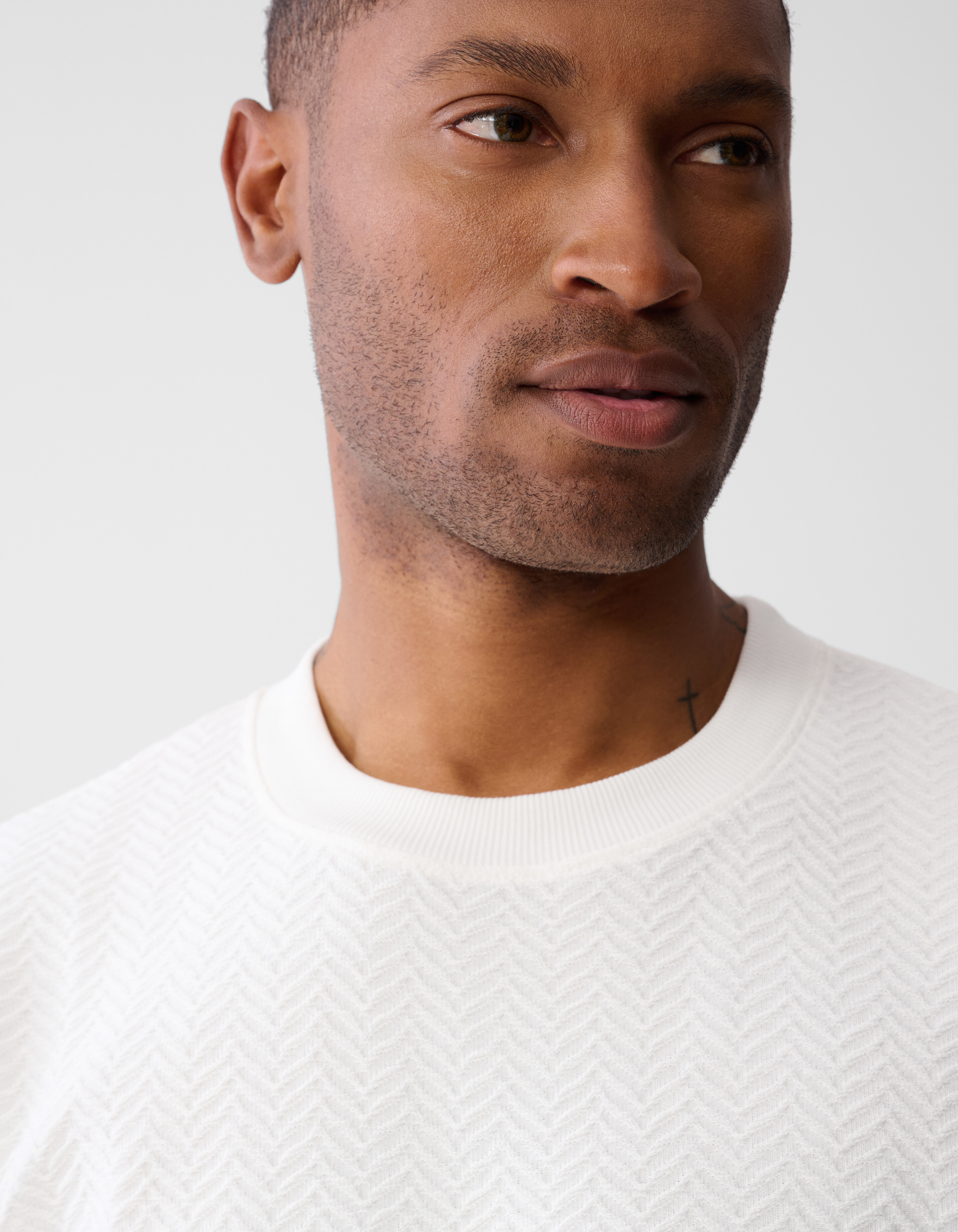 Texturiertes Jacquard-T-Shirt Off White SHOEBY MEN