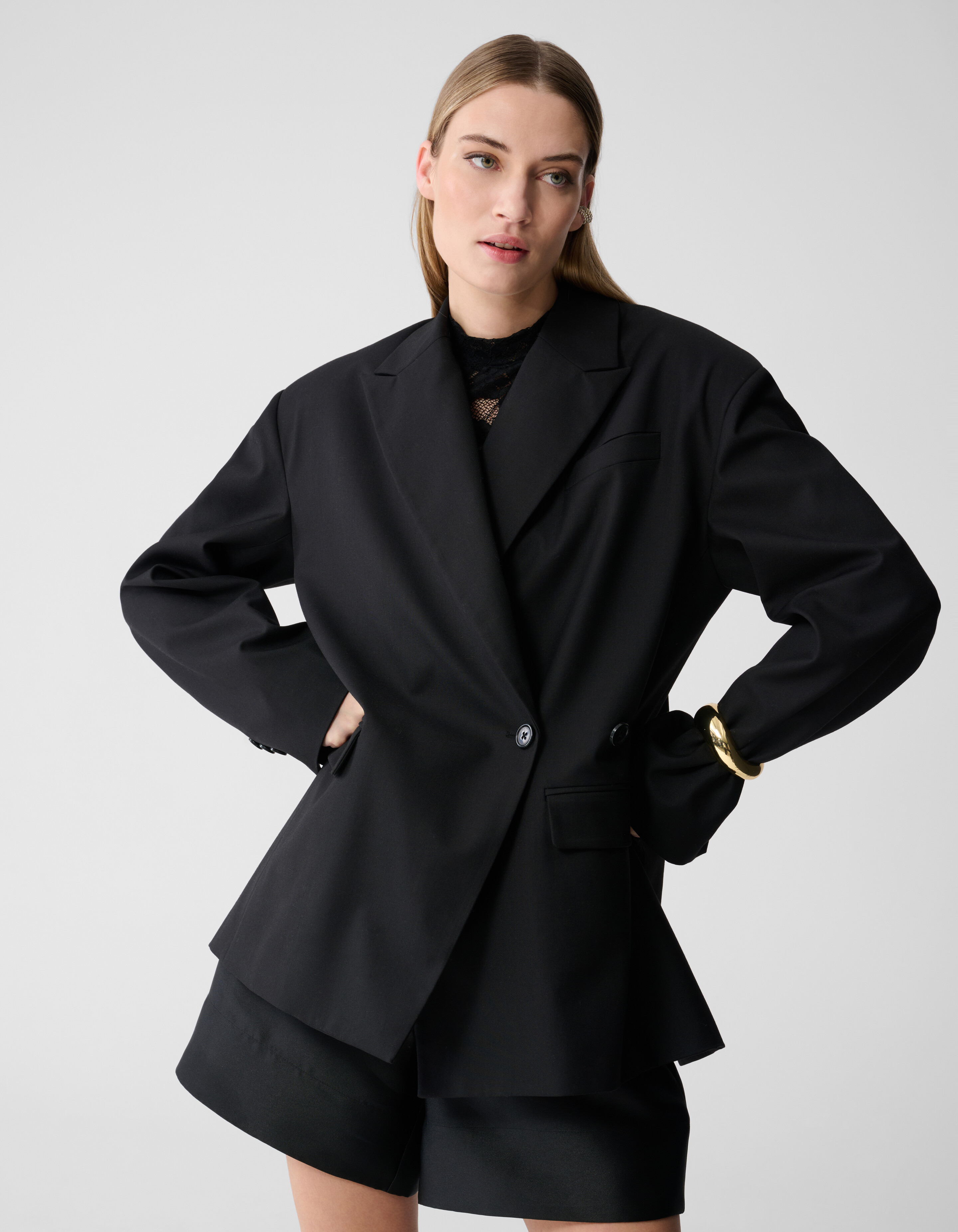 &Uuml;bergro&szlig;er Blazer mit offenem R&uuml;cken Schwarz SHOEBY WOMEN