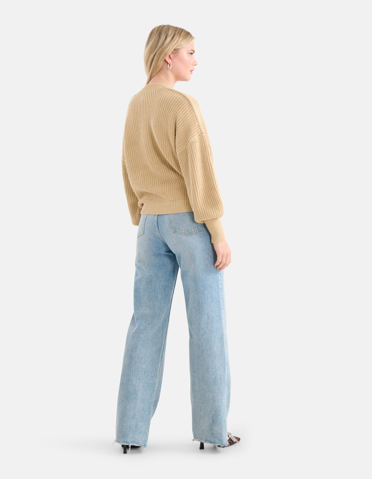 Pullover mit V-Ausschnitt Beige SHOEBY WOMEN