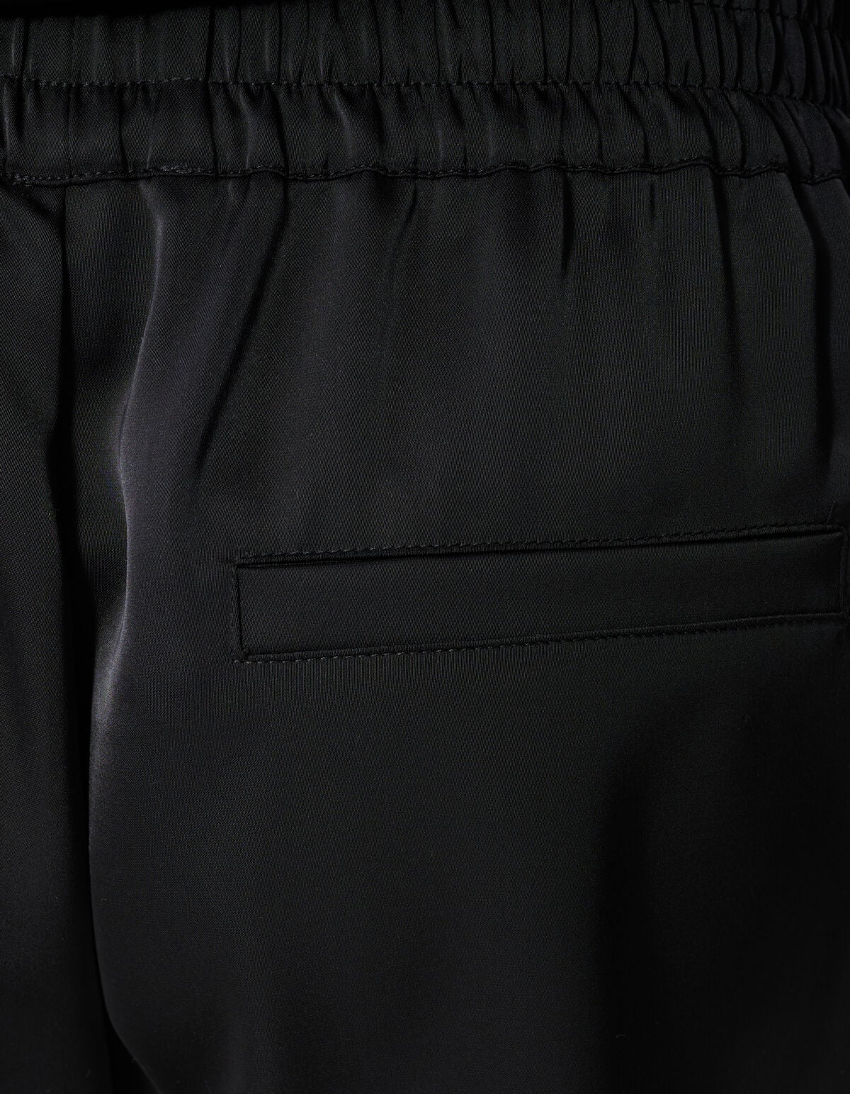 Satin Shorts Schwarz von Monica SHOEBY WOMEN