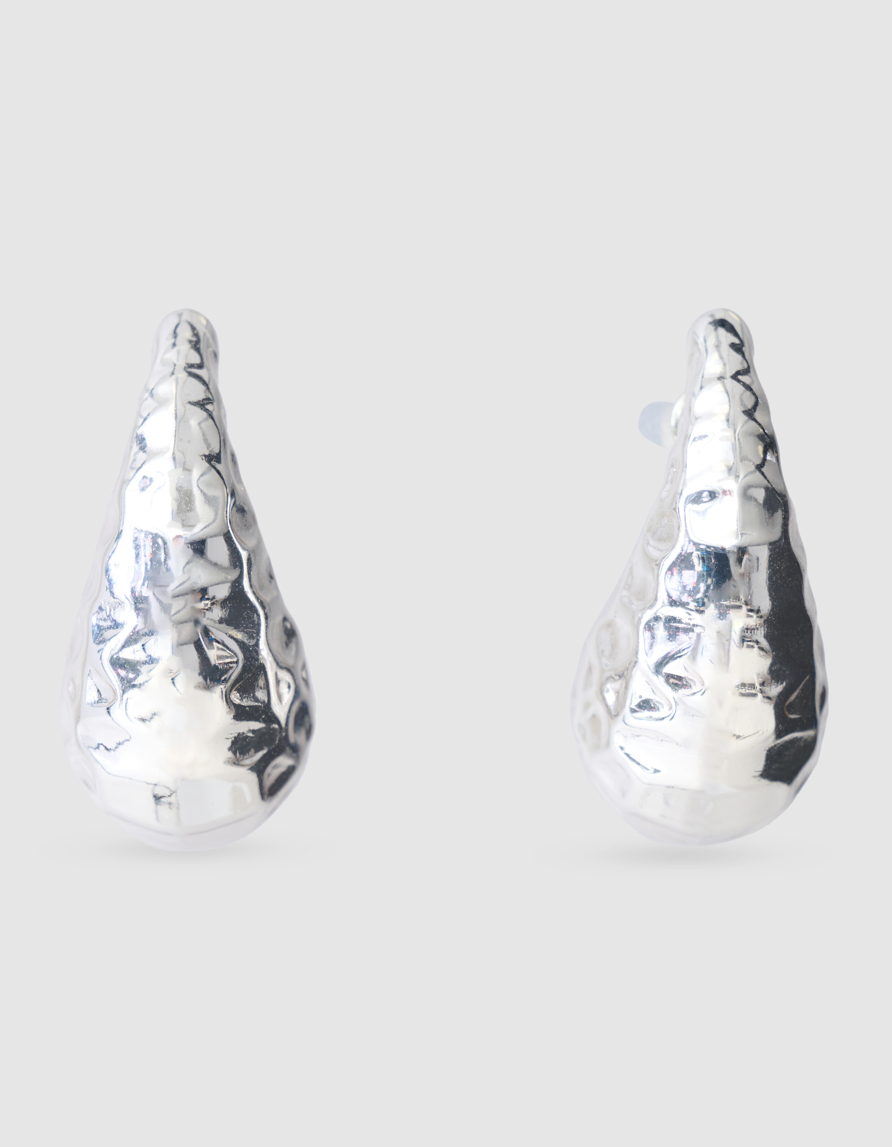 Hammered Tropfen Ohrringe Silber SHOEBY ACCESSOIRES