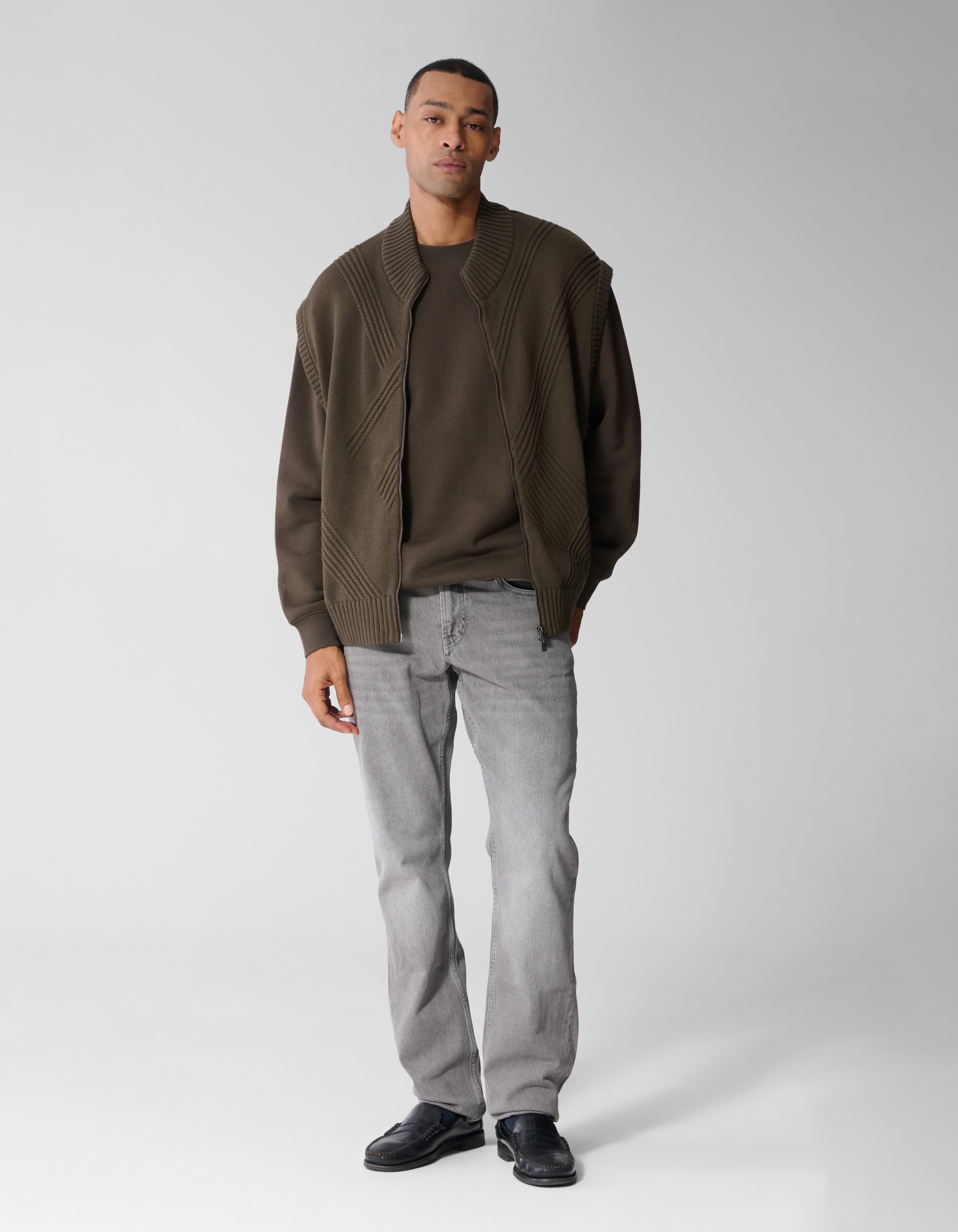 Gestrickter Bodywarmer dunkelbraun SHOEBY MEN