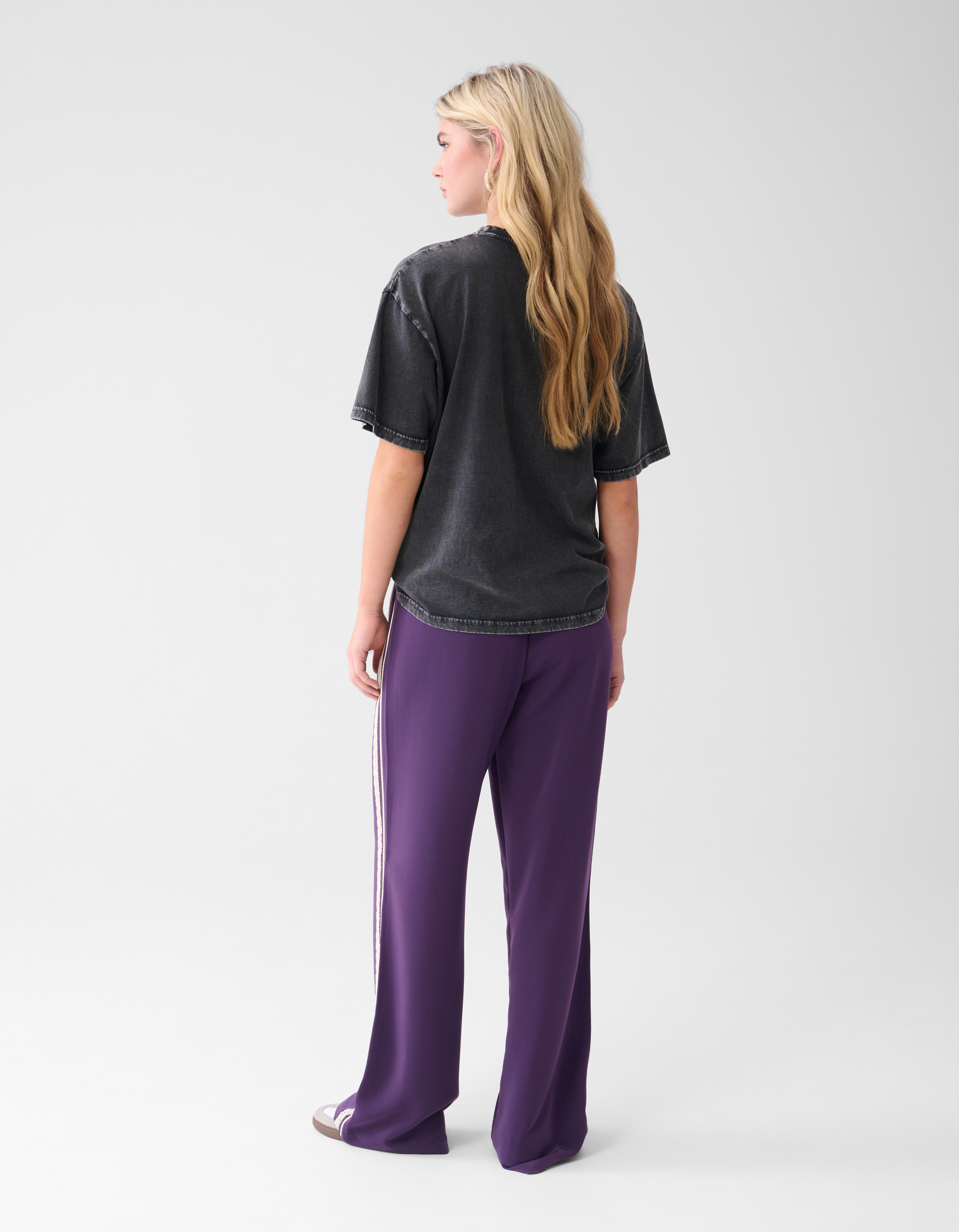 Sportliche Hose mit weitem Bein Dunkelviolett SHOEBY WOMEN