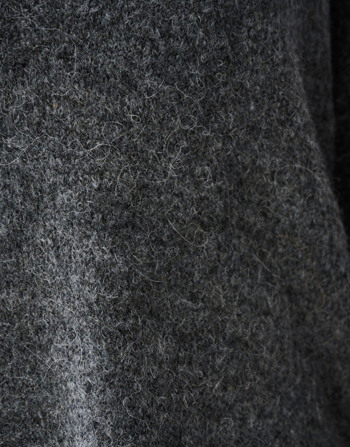 Pullover mit V-Ausschnitt Dunkelgrau SHOEBY WOMEN