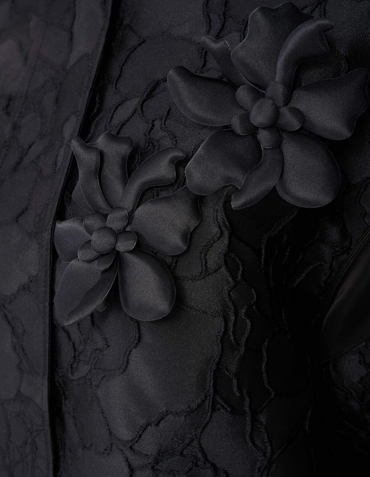 Schwarze Bomberjacke mit Blumenjacquardmuster SHOEBY WOMEN