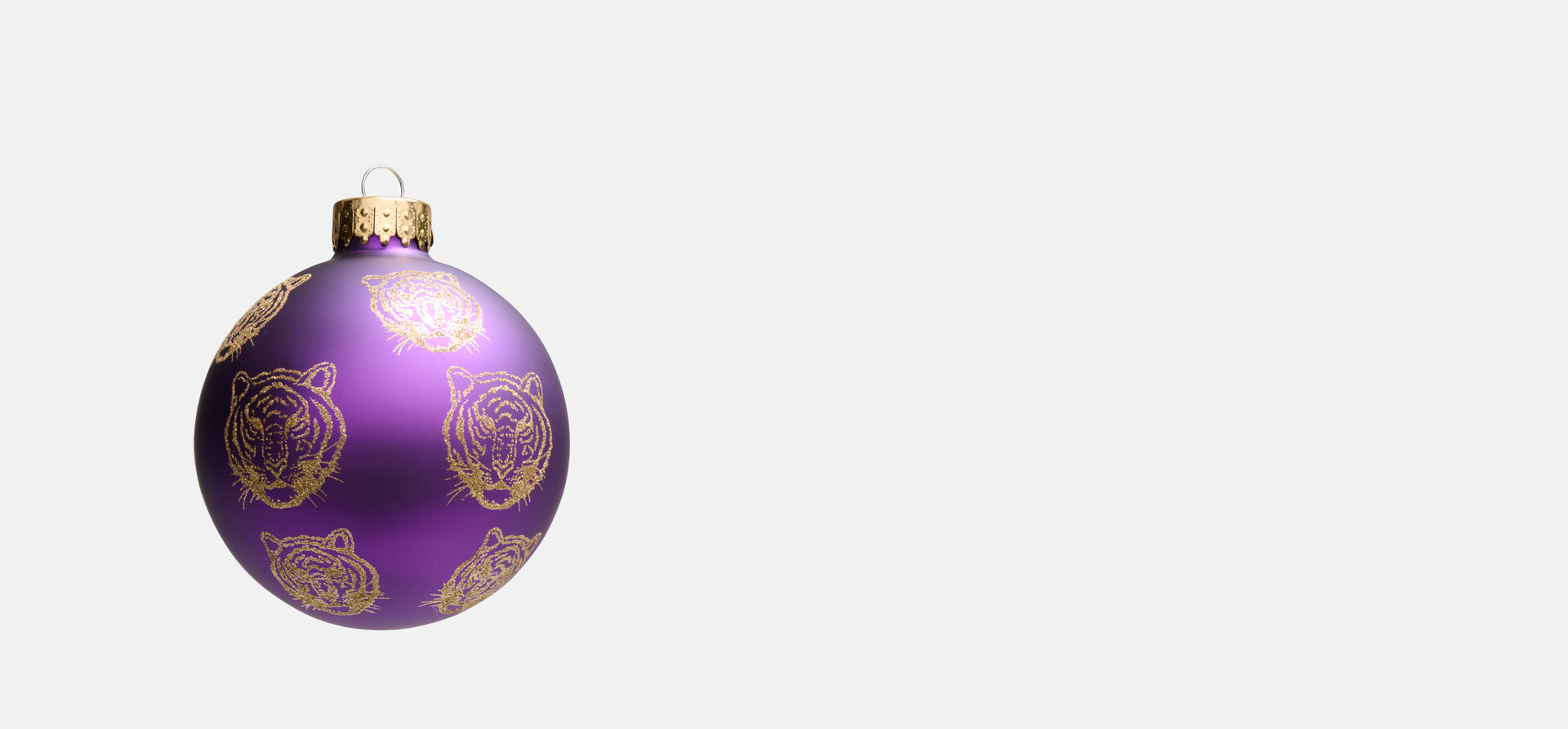 Leopard Weihnachtskugel Lila von Fred SHOEBY ACCESSOIRES