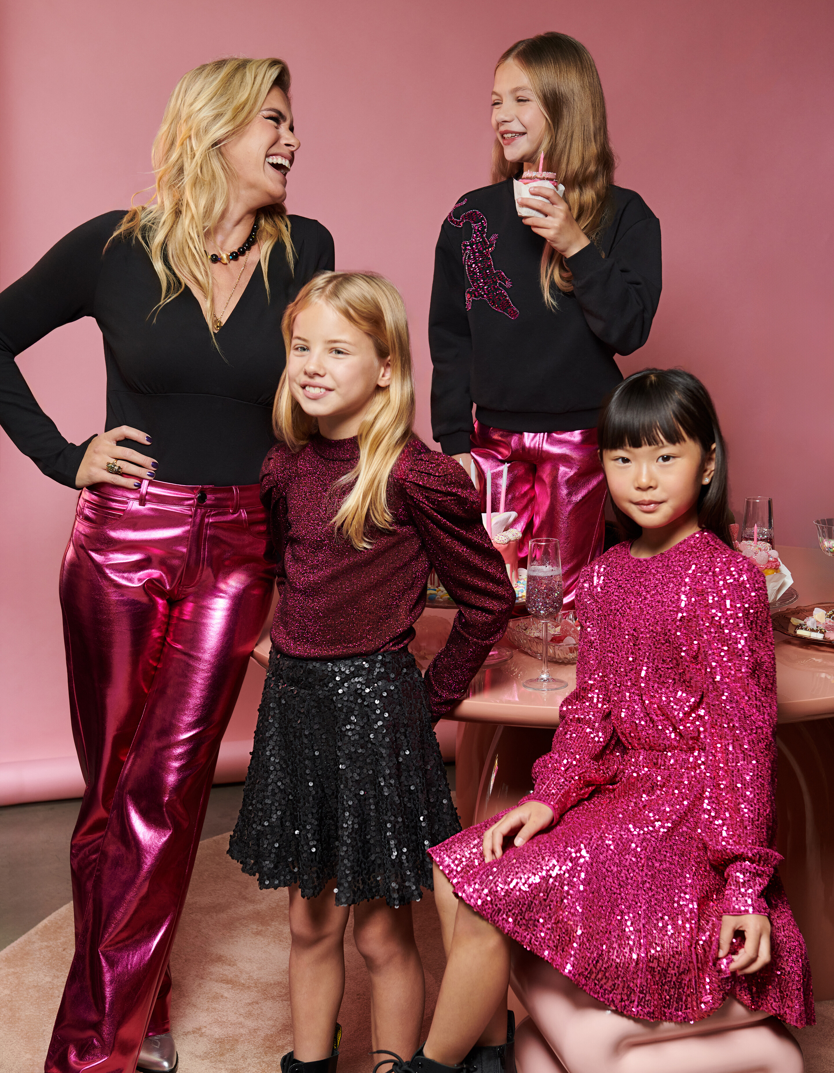 Pailletten-Pullover Schwarz von Nicolette SHOEBY GIRLS