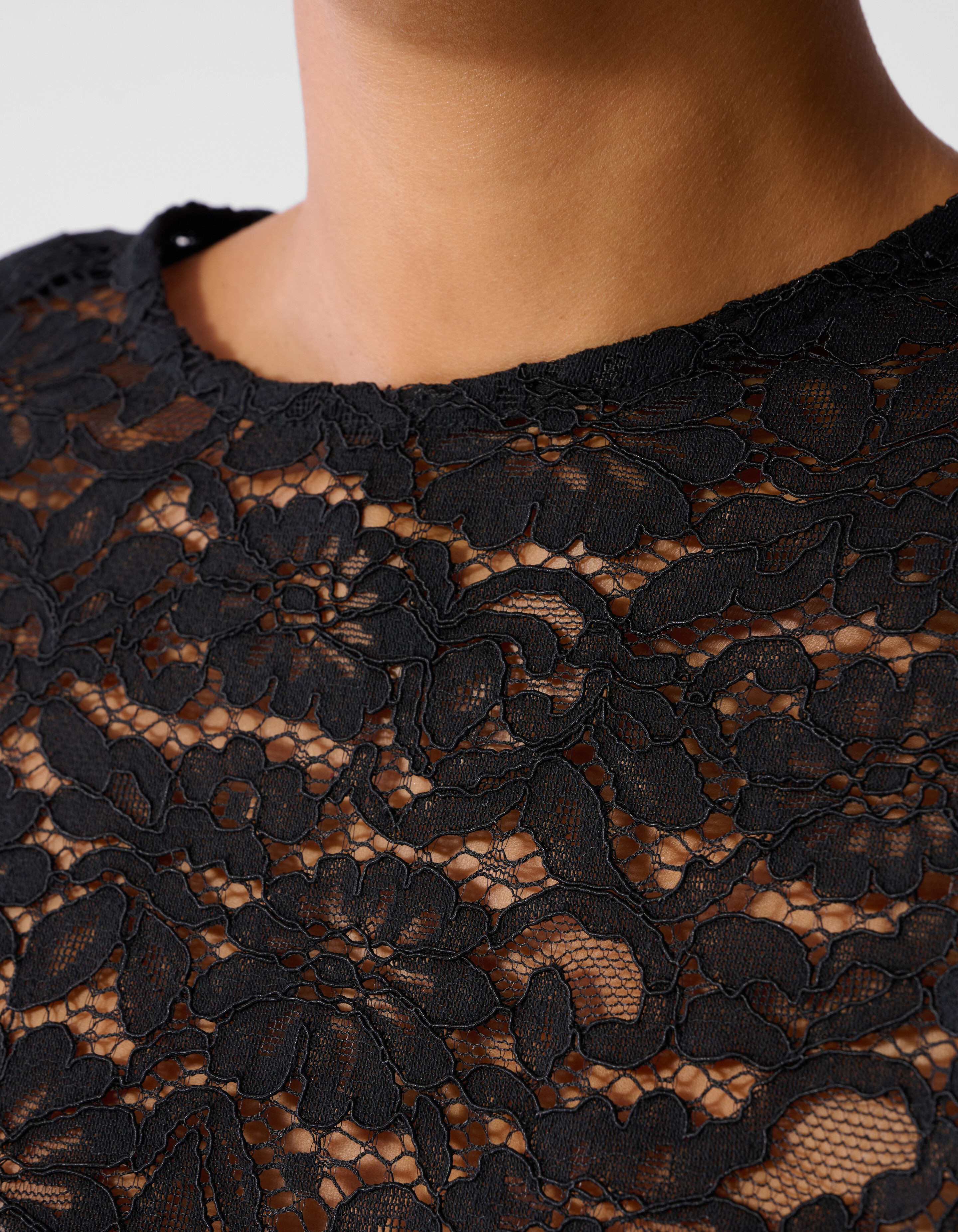 Lace Shoulder Top Schwarz SHOEBY WOMEN
