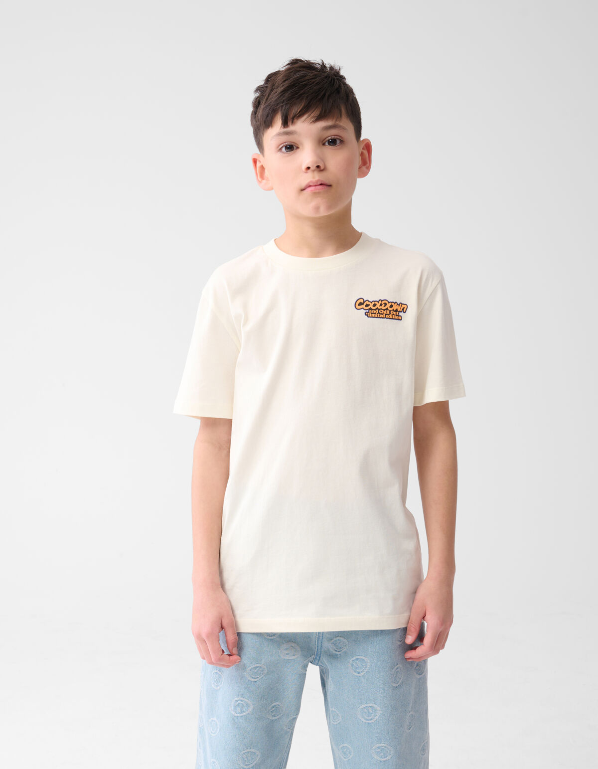 Cooldown Artwork T-shirt Off White SHOEBY BOYS