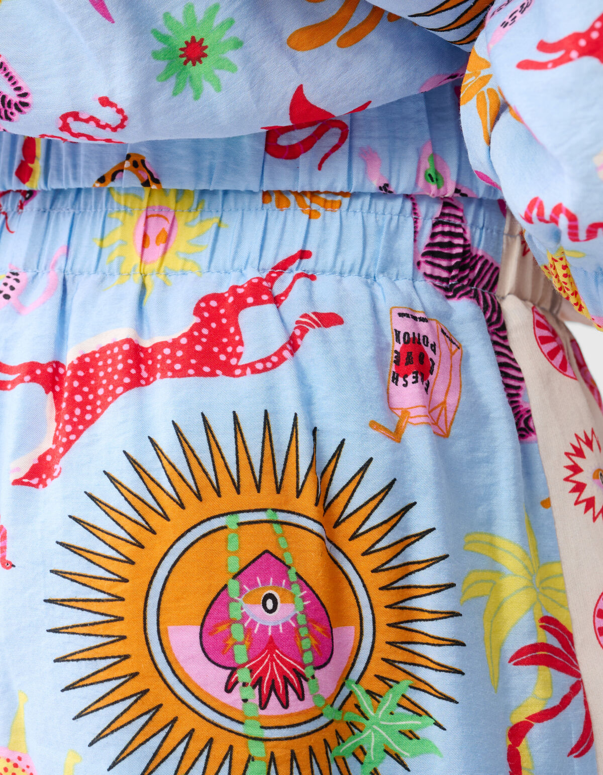 Dschungel Kunstwerk Kurz Hellblau von Lizzy SHOEBY GIRLS