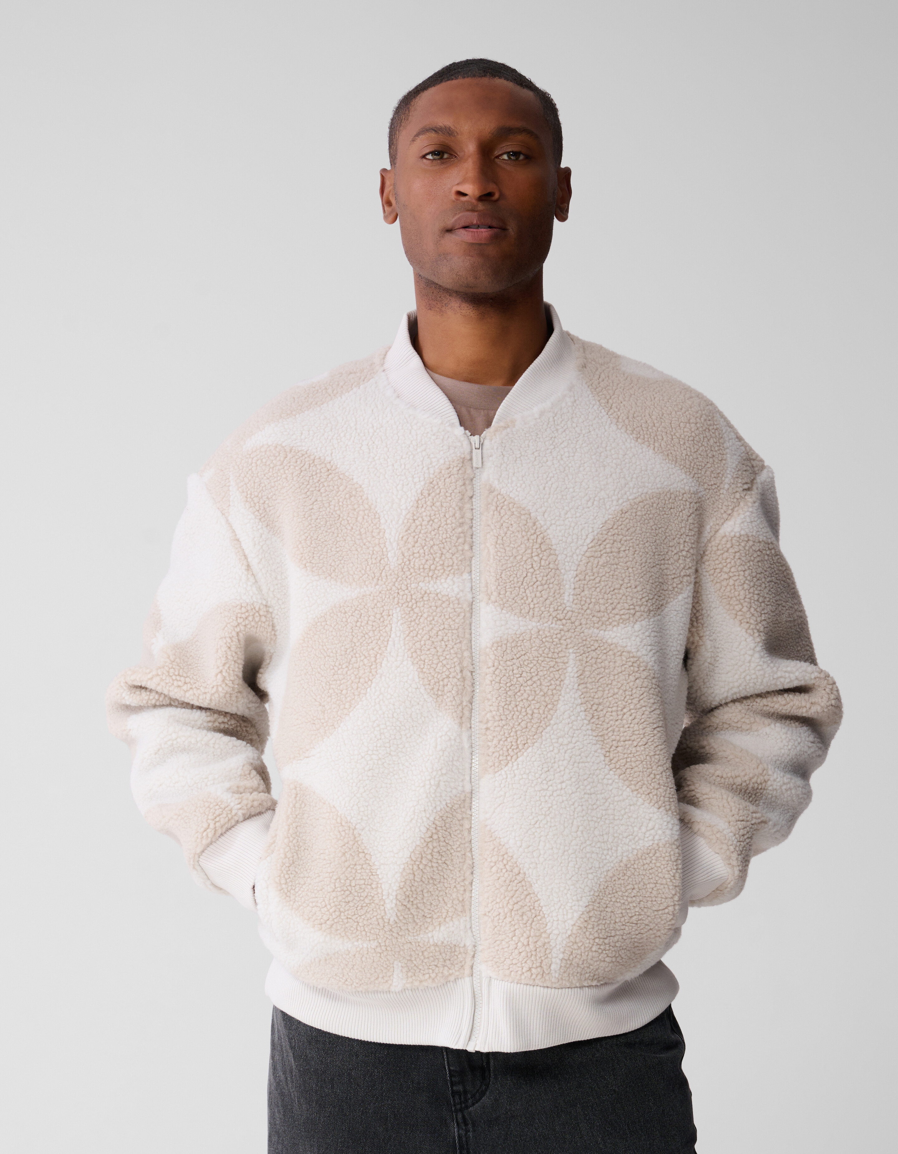 Bomberjacke mit Teddy-Logo in Off-White SHOEBY MEN