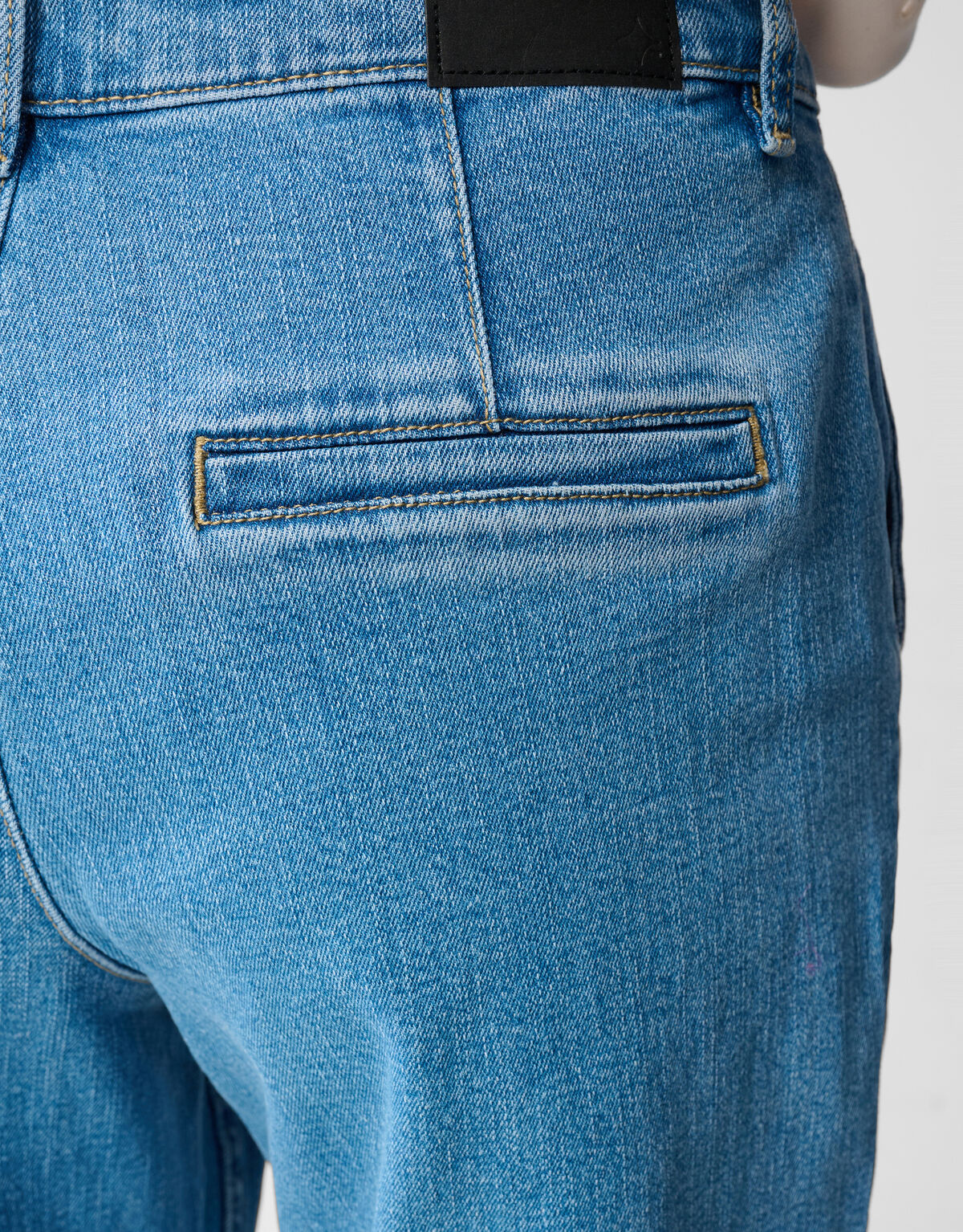 Klassische Jeans mit weitem Bein Hellblau SHOEBY WOMEN