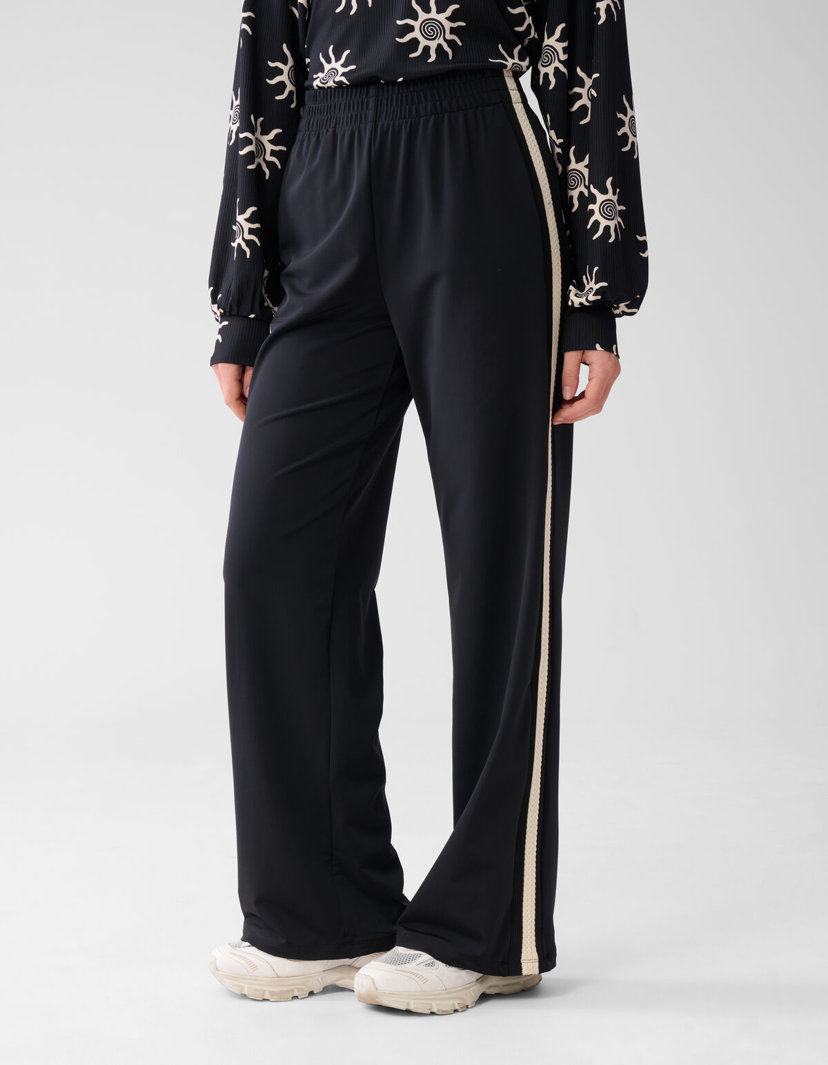 Basic-Hose mit weitem Bein Schwarz SHOEBY WOMEN